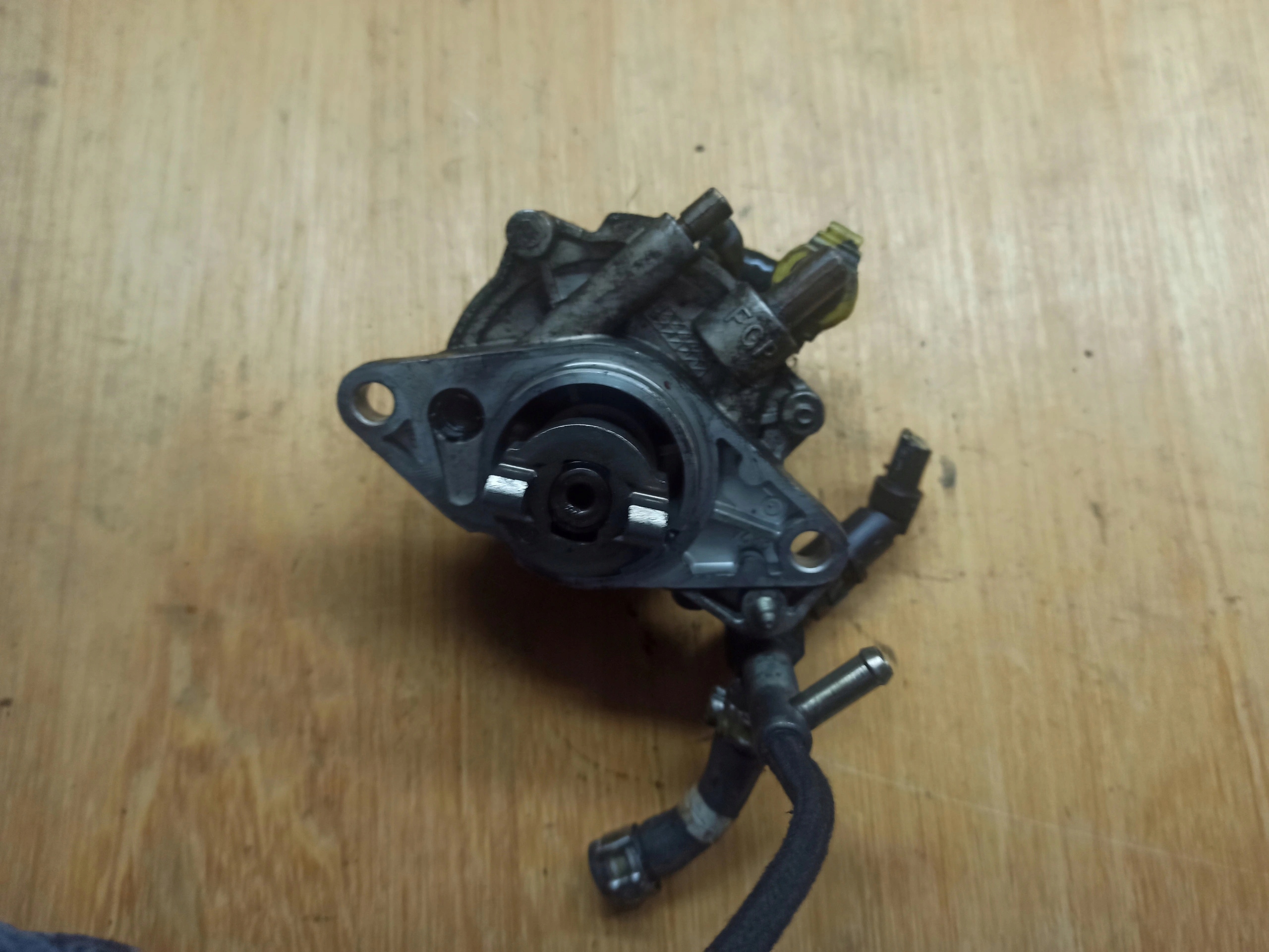 Pompa VACUM MERIVA A 1.3CDTI 55193232