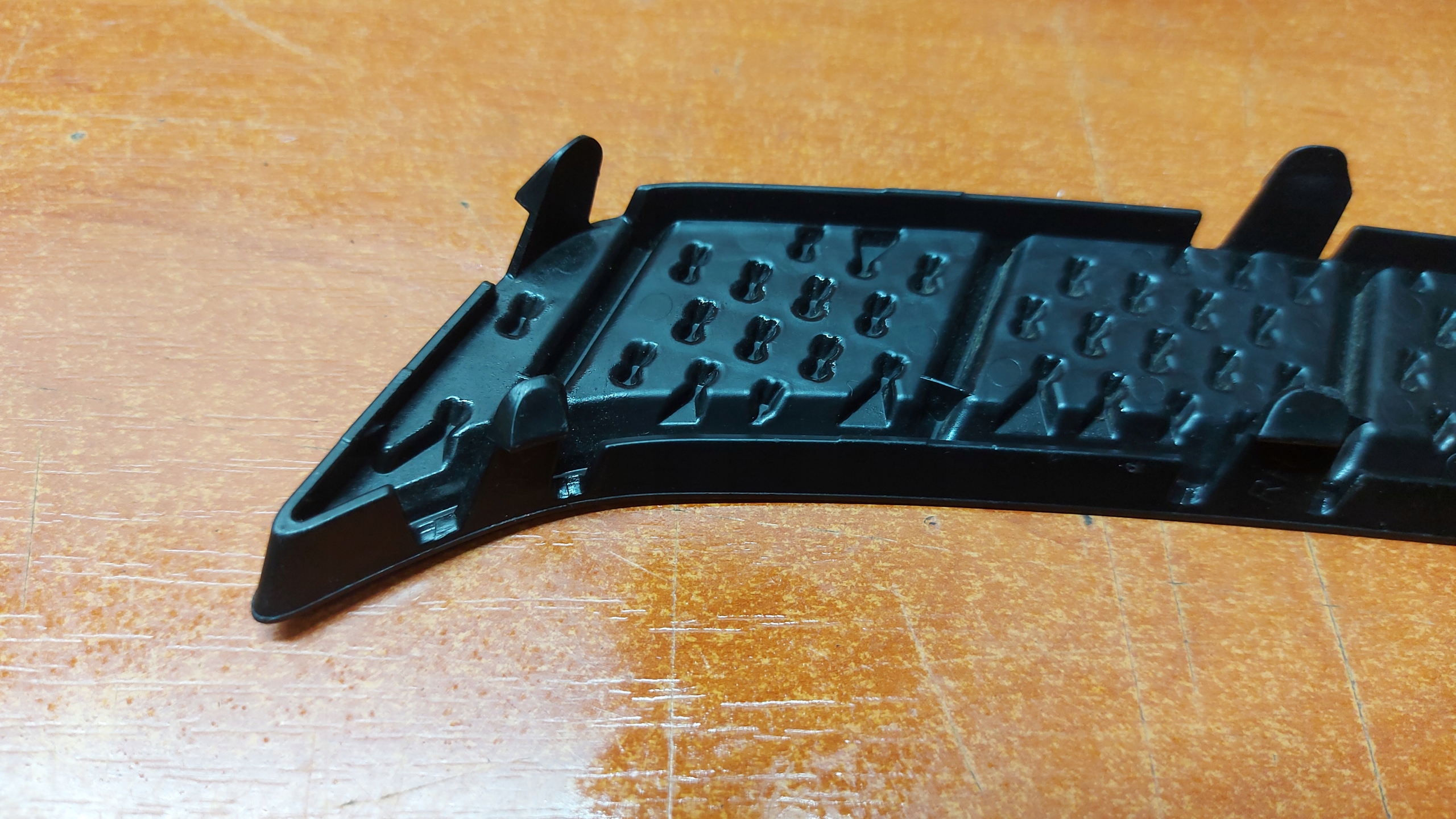 moulding of a bumper right right front front SUBARU FORESTER 13-18