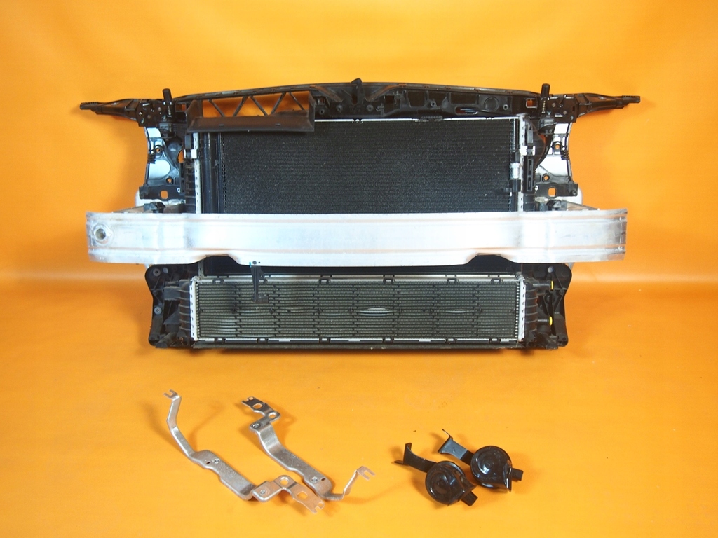 Audi A6 4G LIFT 3.0 TFSI Pas Przedni Komplet Belka