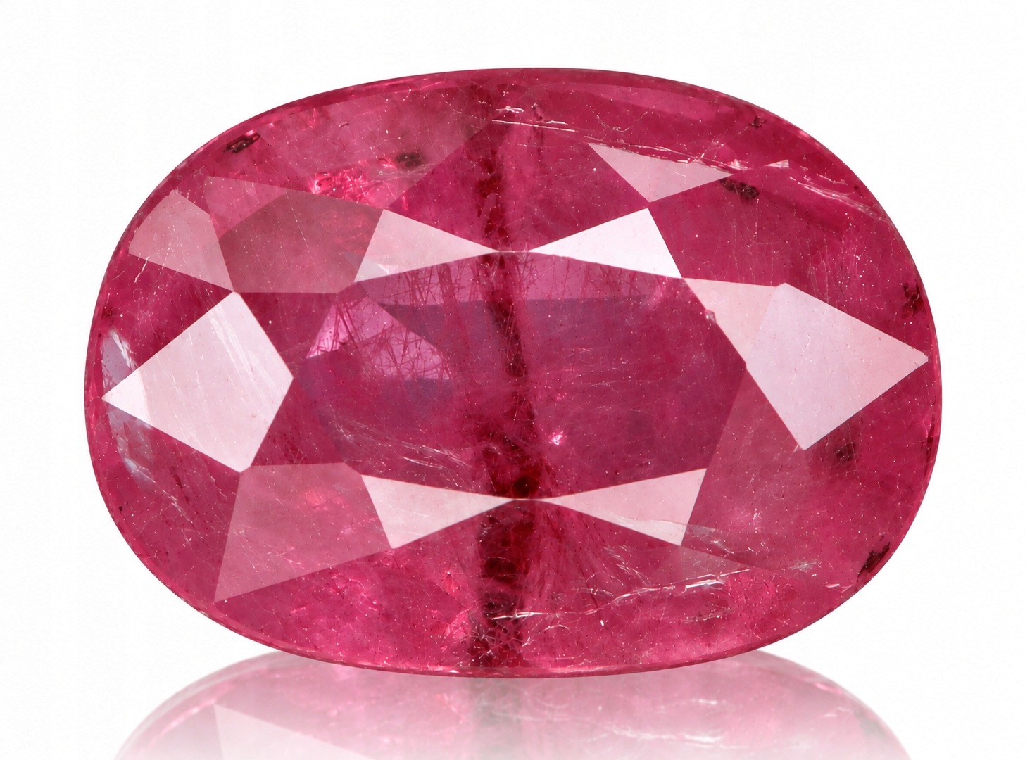 Přírodní Rubín 0.73 ct Ovál Tanzanie certifikát Wbd