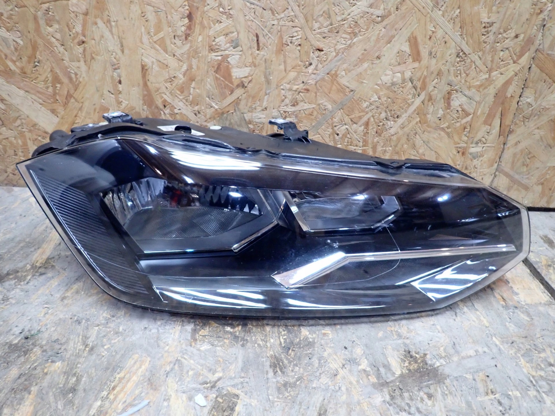 light right REFLEKTOR right VW POLO 6 2G 2G1941006