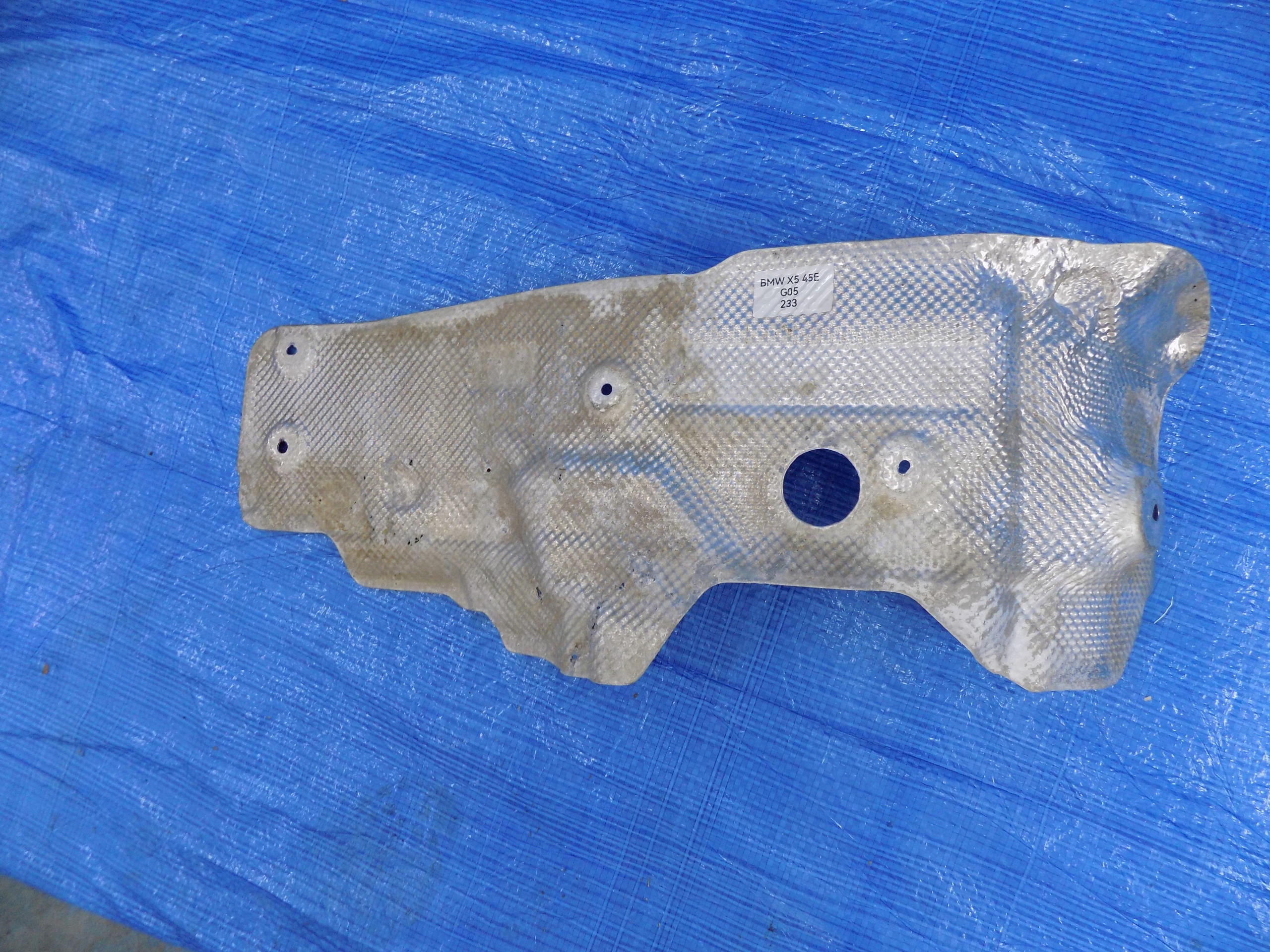 BLENDE ABDECKUNG TERMICZNA RECHTS BMW X5 G05 20R HYBRYDA