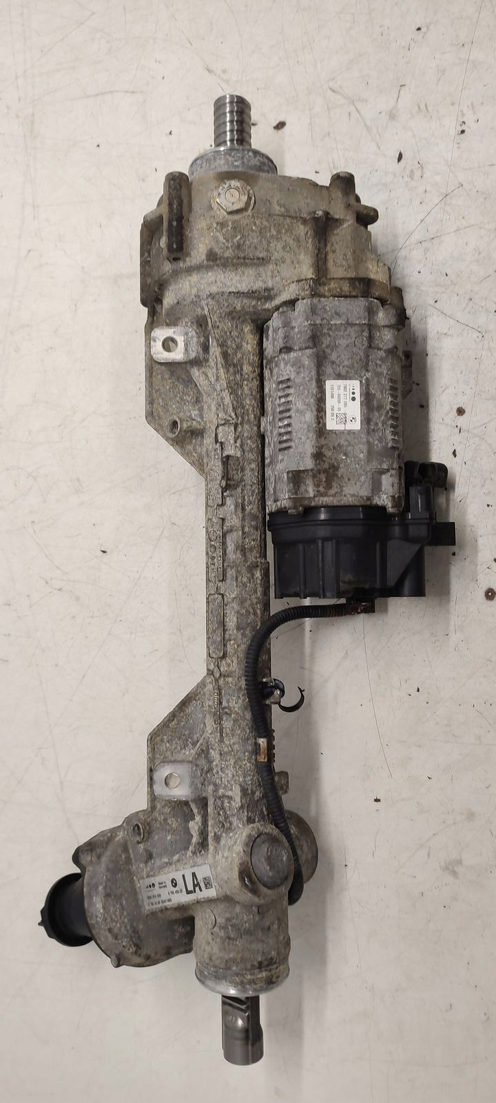 Boîte direction BMW E90 E91 2,0D LIFT