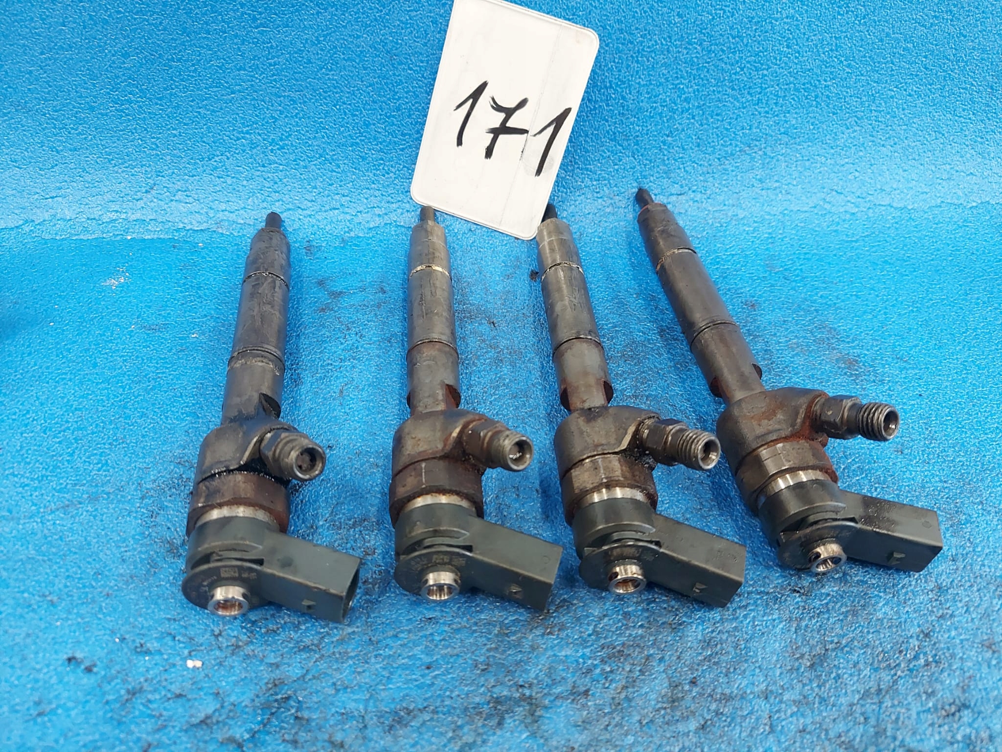 Einspritzdüse MERCEDES 0445110167 BOSCH