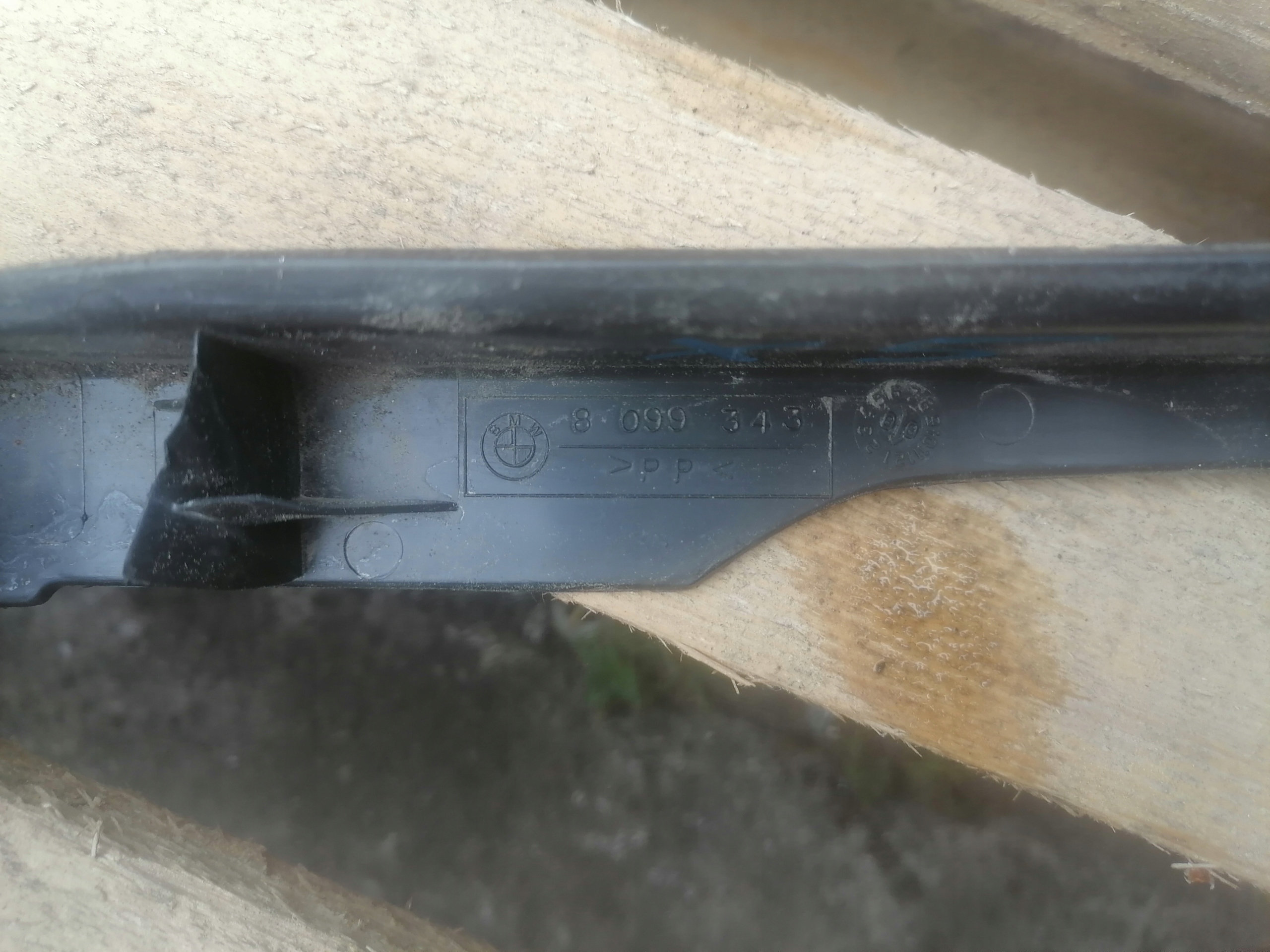Blende Abdeckung szyny SITZ BMW E53 X5 E83 X3 8099343