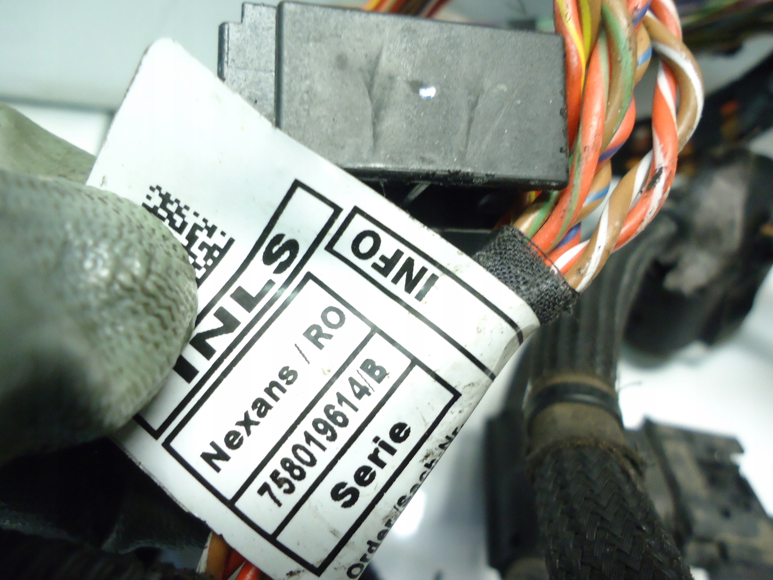 BMW X3 E90 E91 2.0D N47D20C motor wiring 781245406
