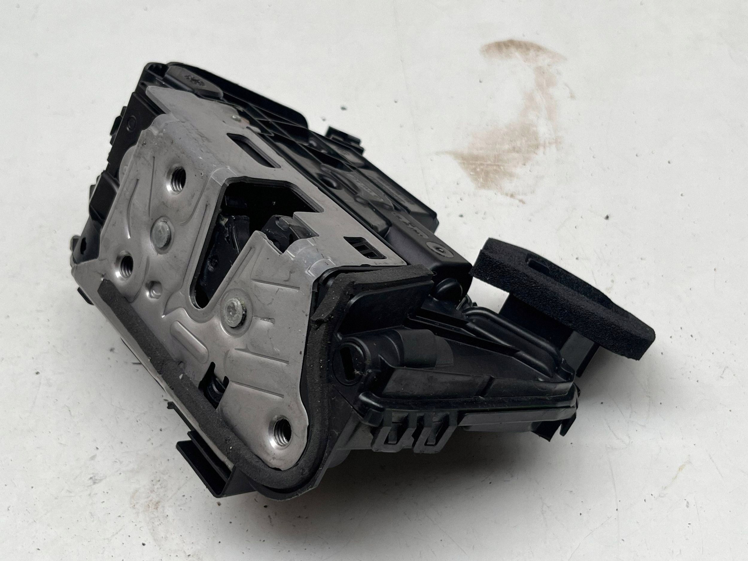 VOLKSWAGEN SEAT SKODA lock door right front 5TB837016D @M
