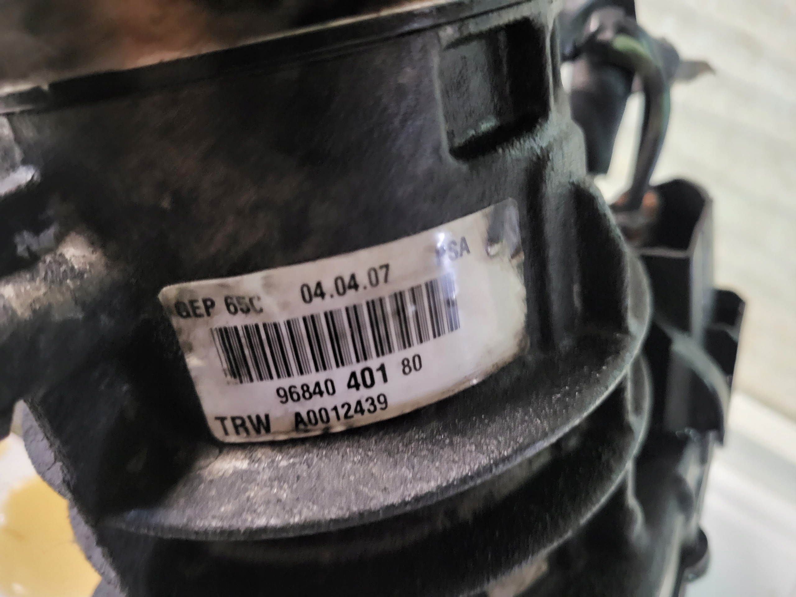 Pompa servosterzo CITROEN C4 PICASSO e 9684040180