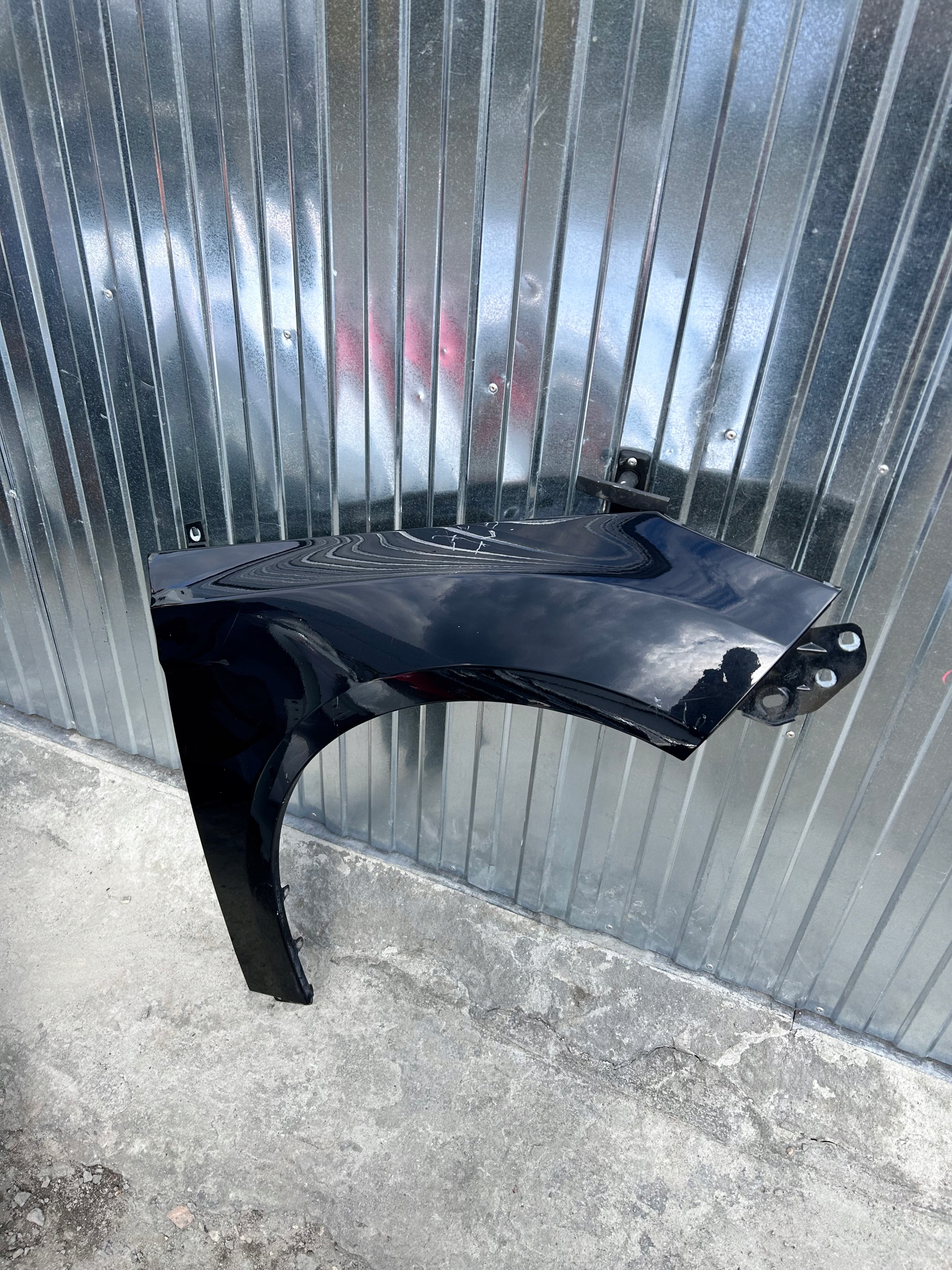fender front right FORD FOCUS MK3 nr.00