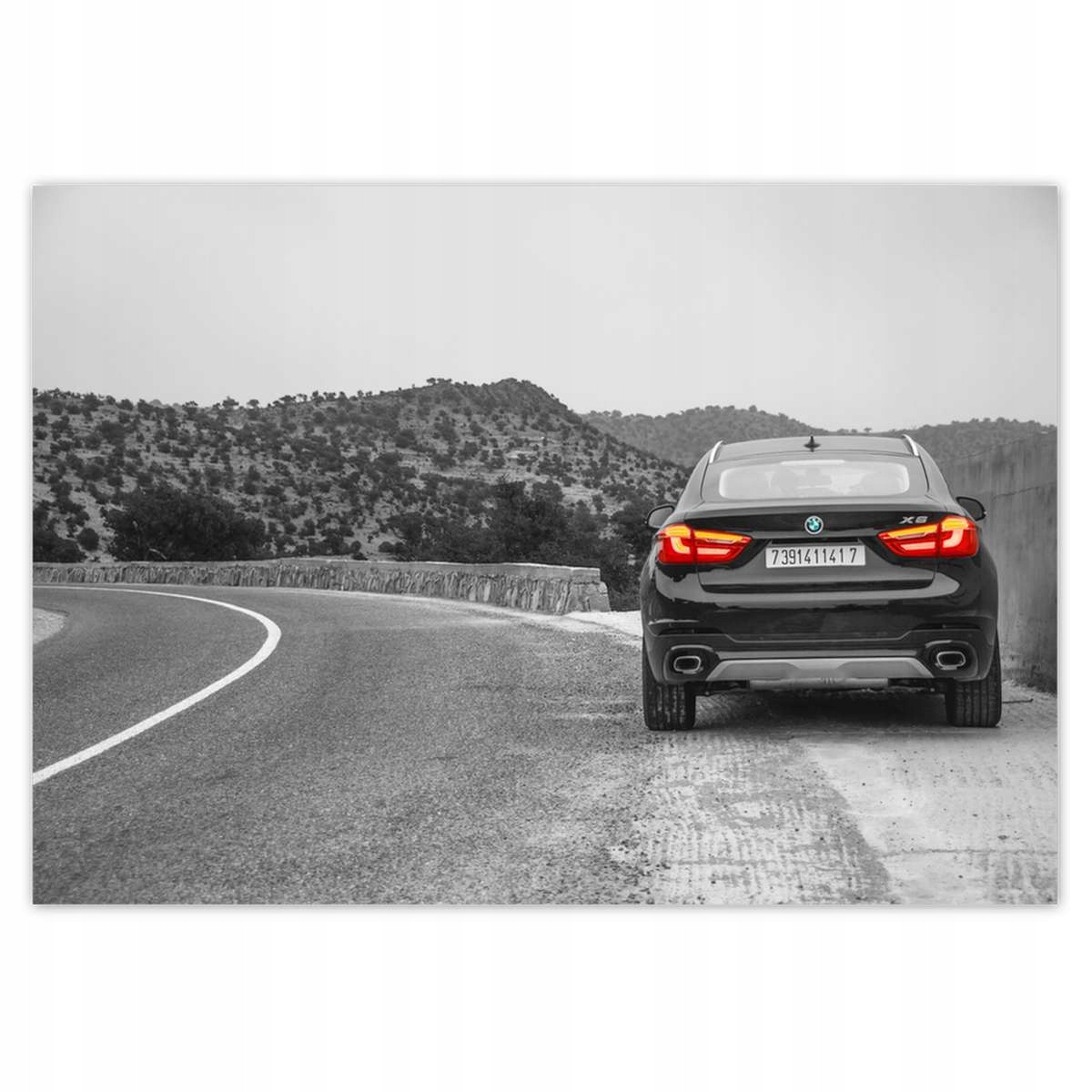 Fototapety 312x219 Bmw čierne X6