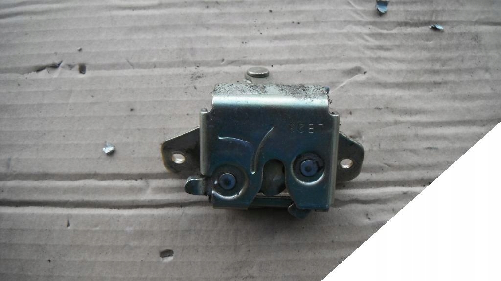 SIRION 01R ZAMEK Z KLAPY TYLNEJ