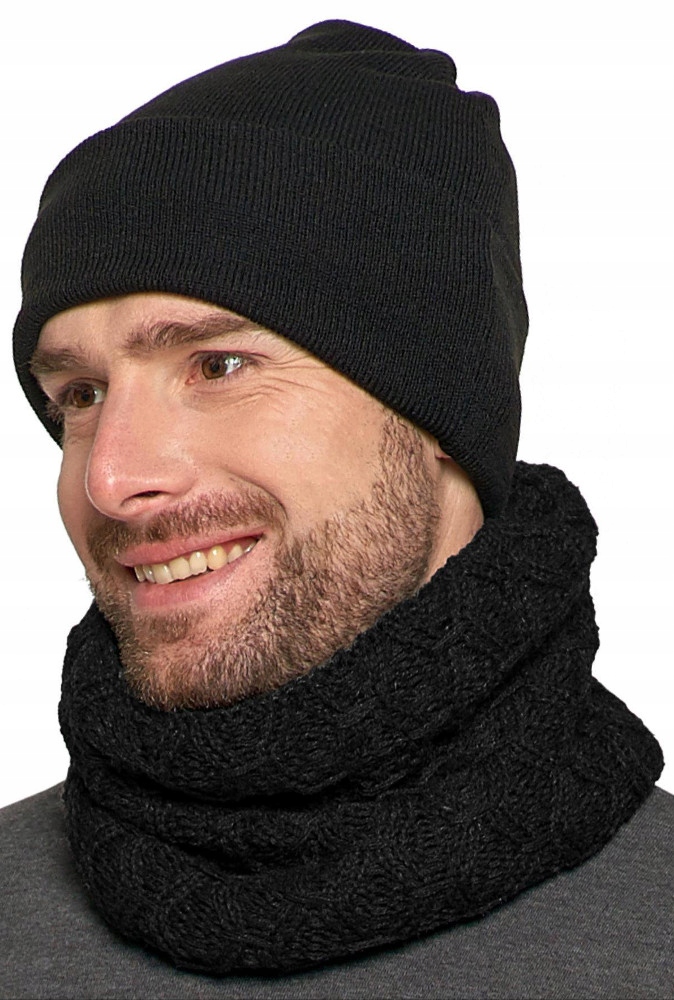 ZIMOWA CZAPKA MĘSKA MORAJ DCM250-520 CZARNY