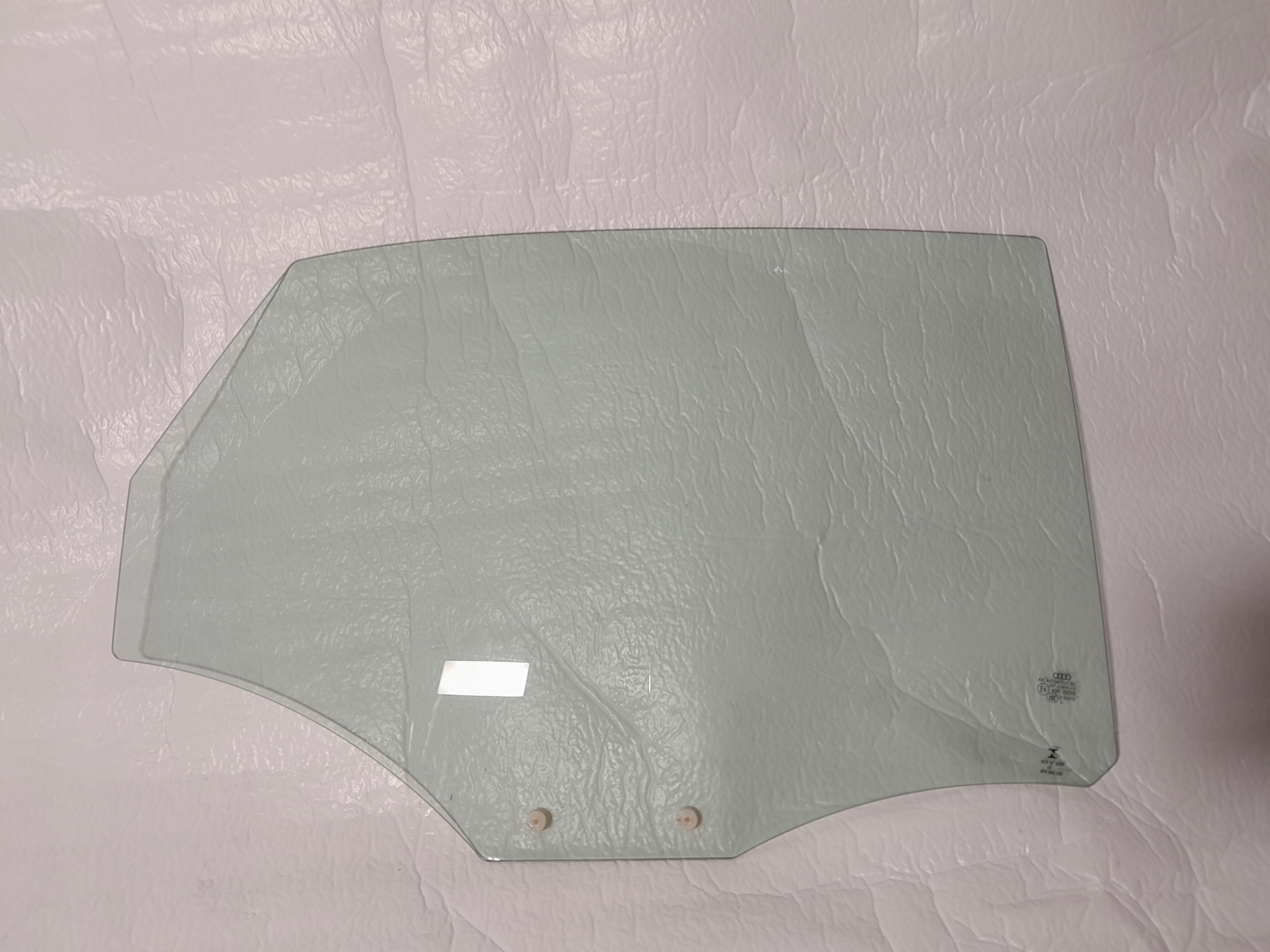 AUDI A4 B9 window right rear part 15R 8W5845206