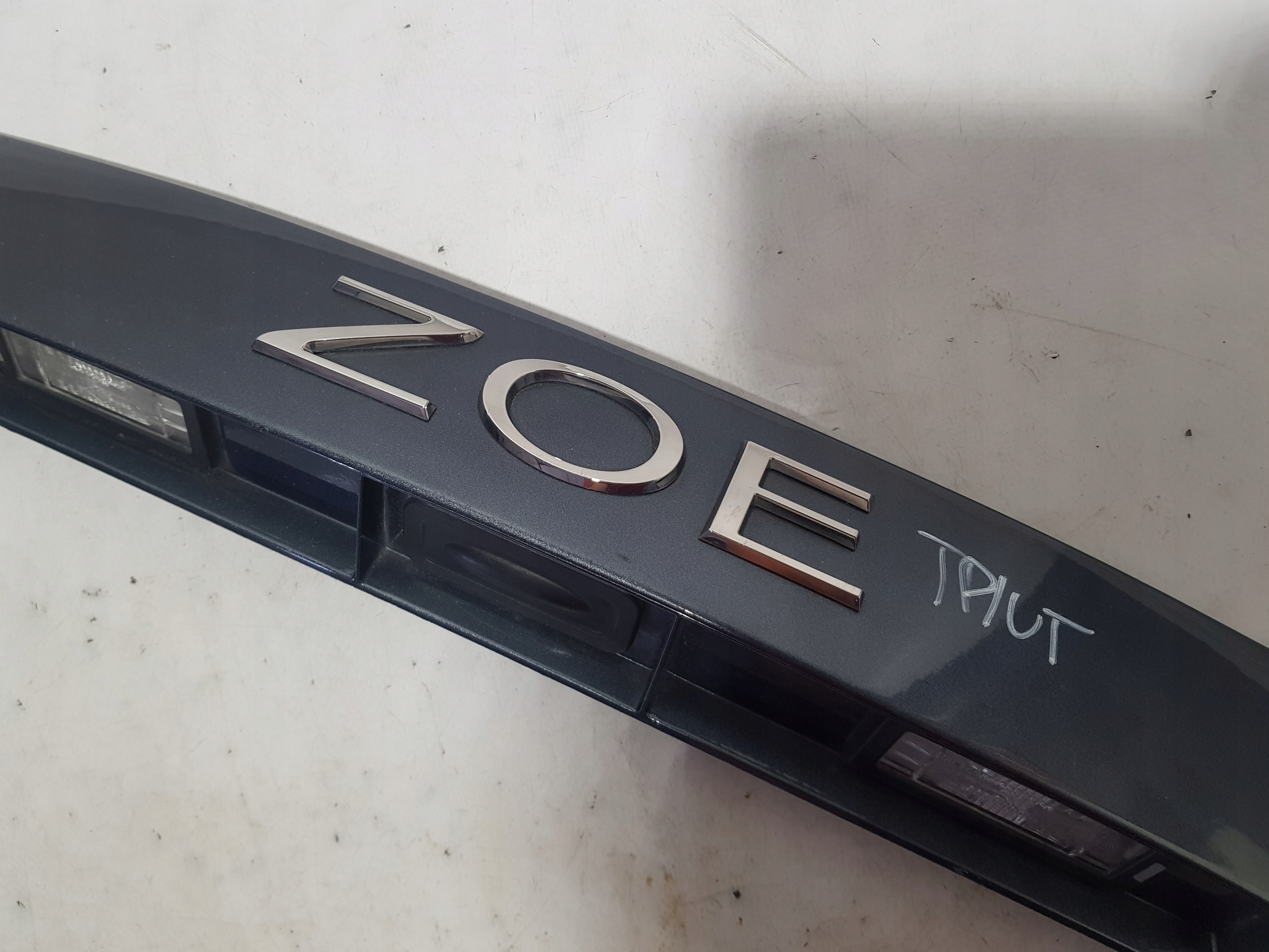 moulding cap bonnet boot RENAULT ZOE II 848106861R