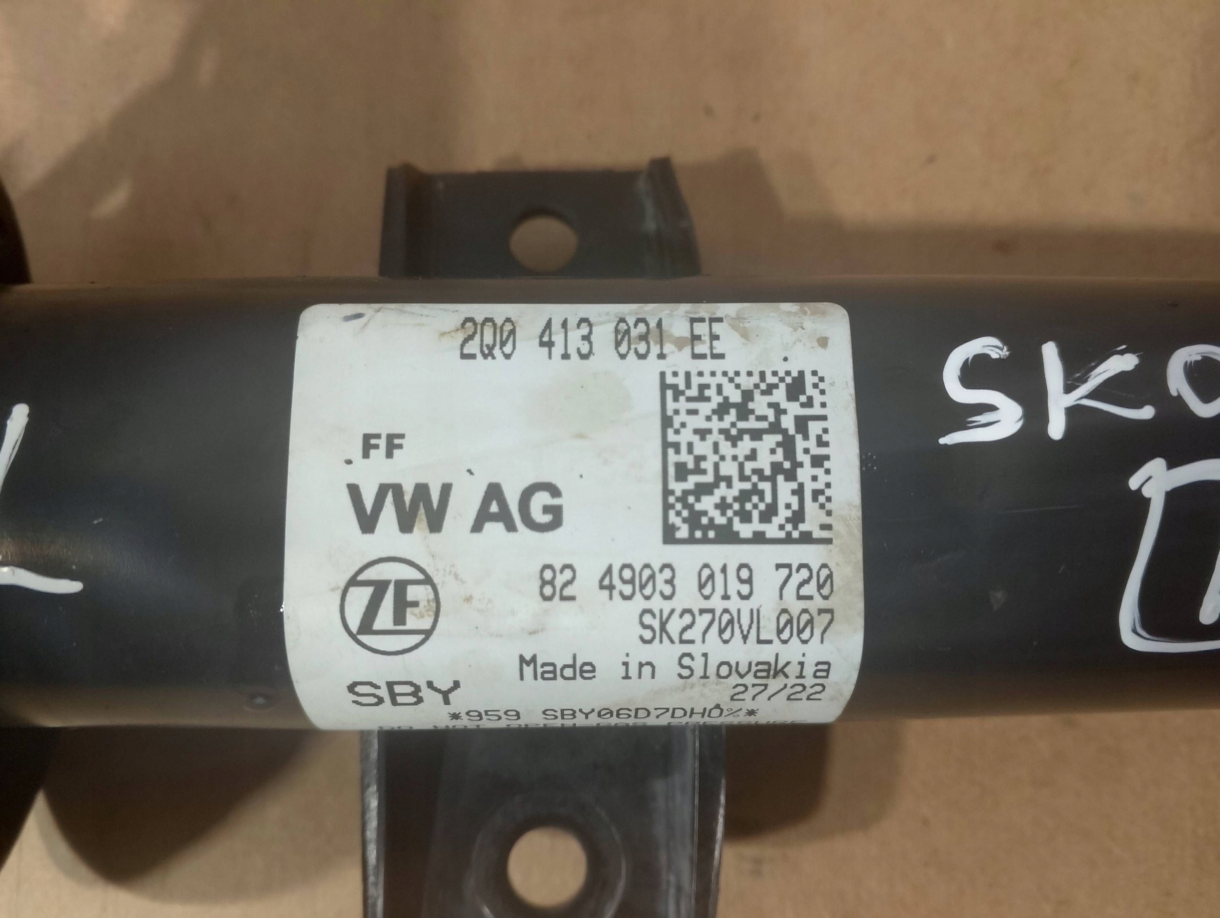 Skoda Fabia Mk4 1,0 shock absorber front 2Q0413031EE (F361)