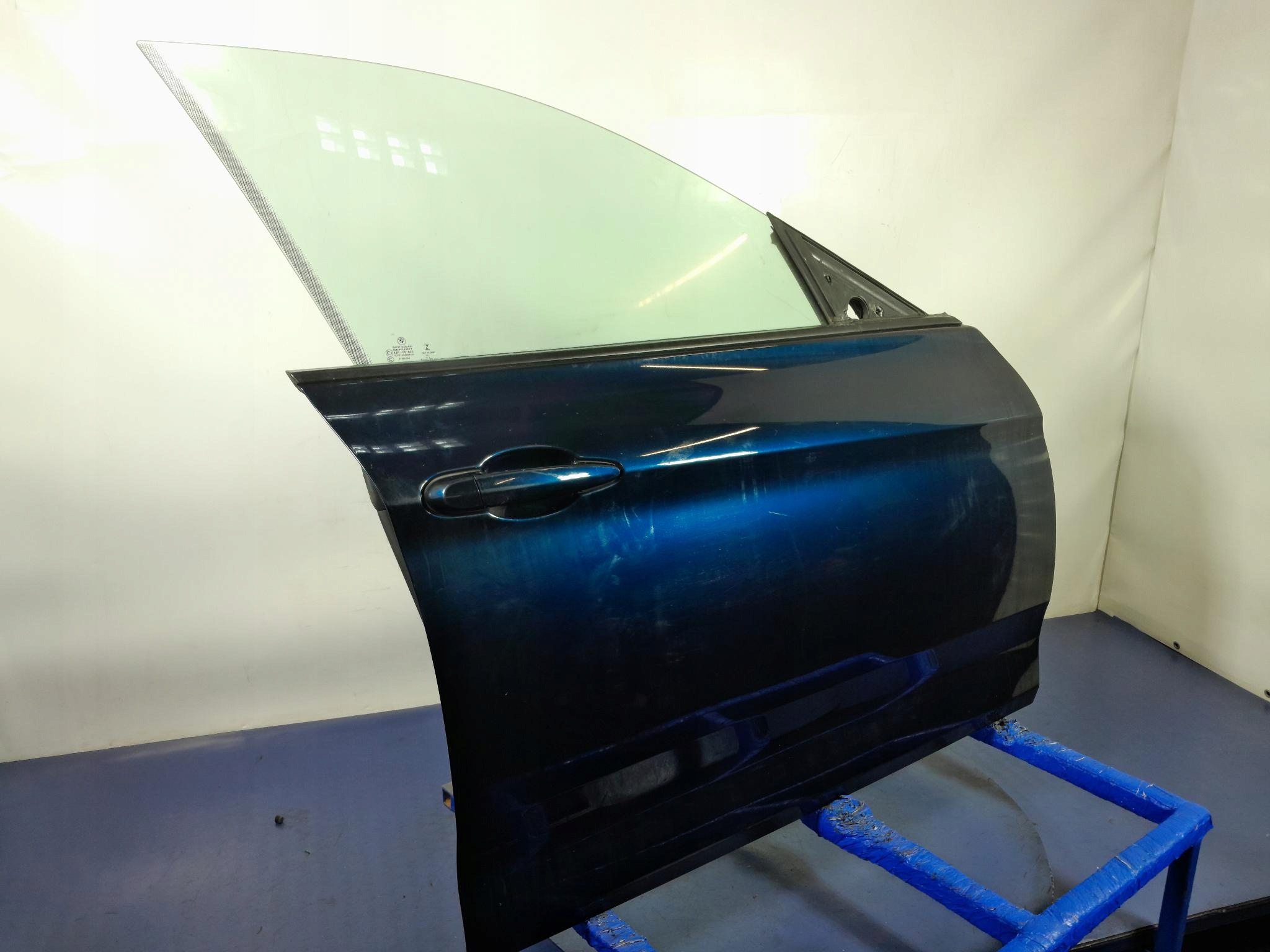 BMW 3 GT DRZWI PRZÓD PRAWE B38 Producent części BMW