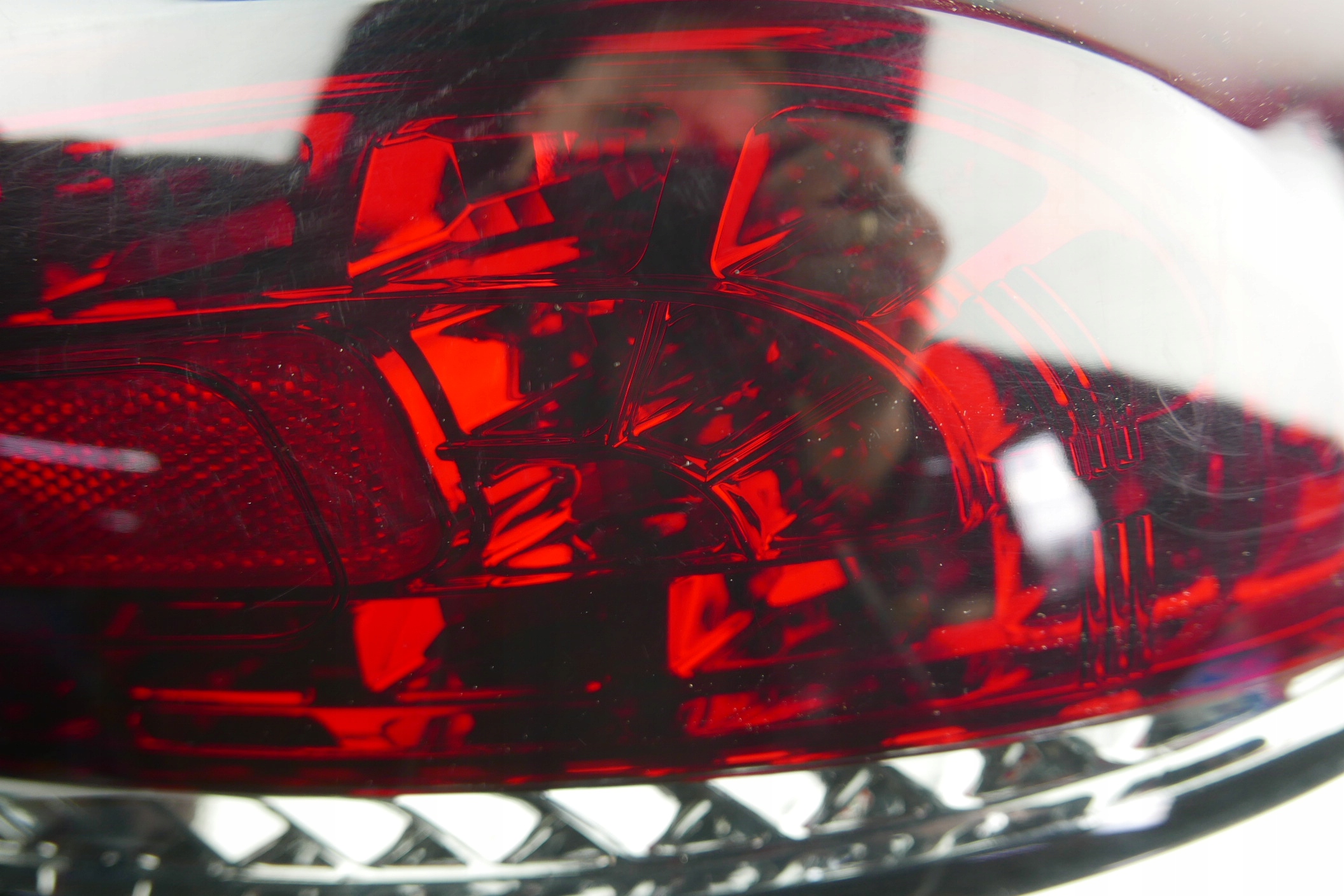 SONAR LAMPA TYŁ TYLNA PRAWA LED VW SCIROCCO Numer katalogowy części SONAR LAMPA TYŁ TYLNA PRAWA LED VW SCIROCCO