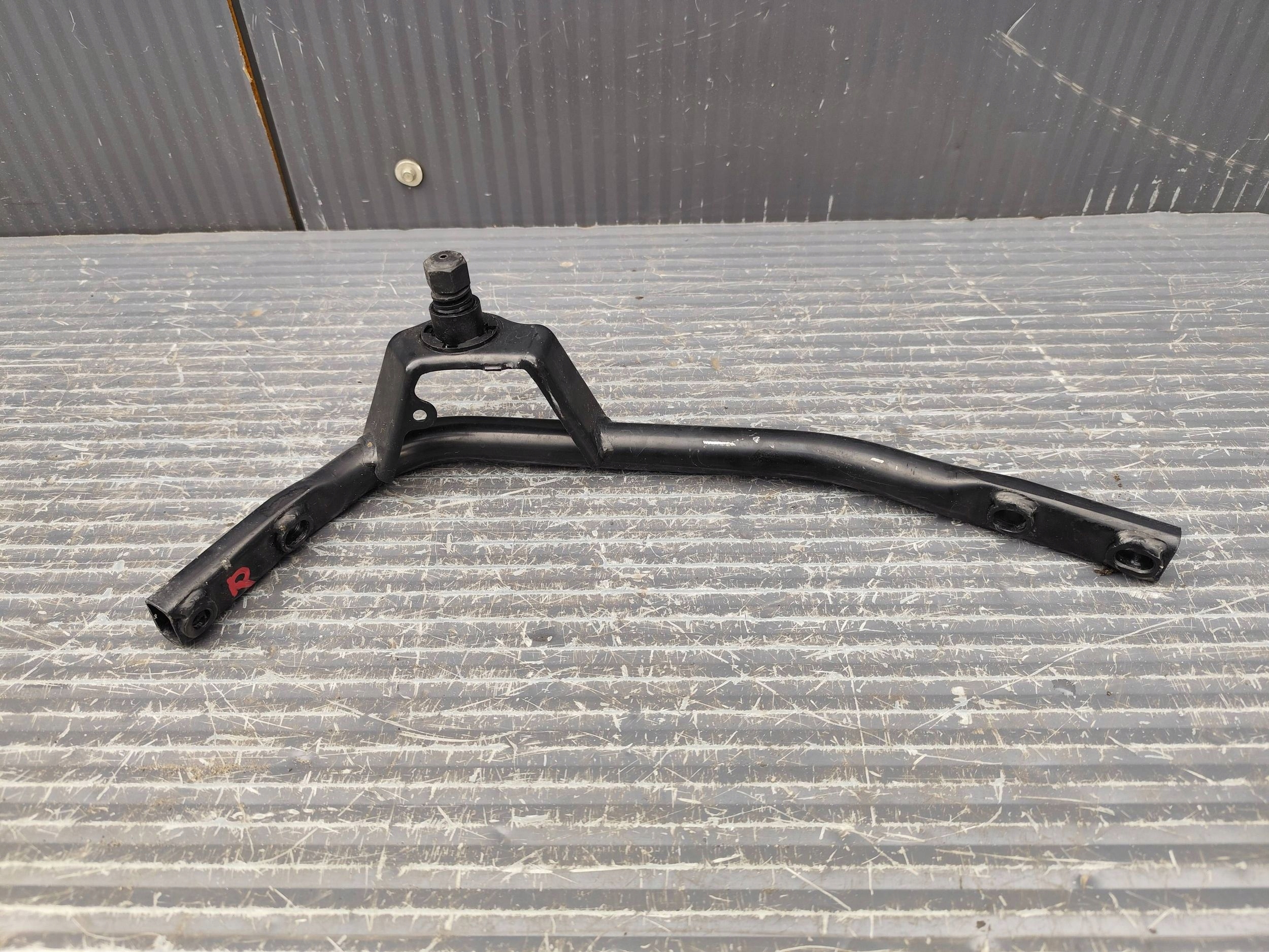 JEEP CHEROKEE KL LIFT support panel for radiators right console holder 68288334AA