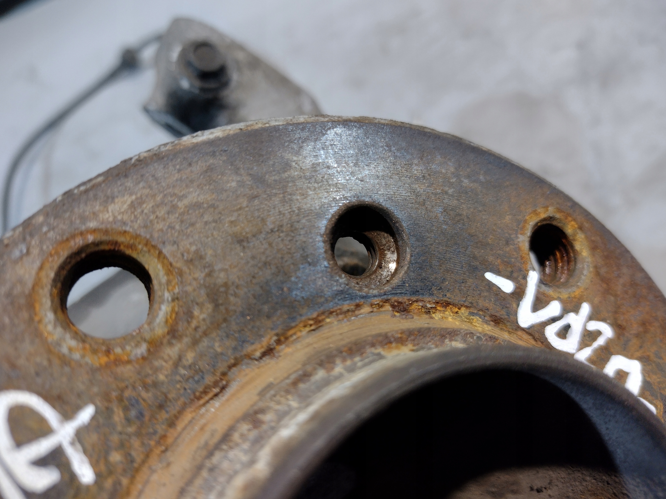 swing right front BMW E90 2,0D (M47) 6764444