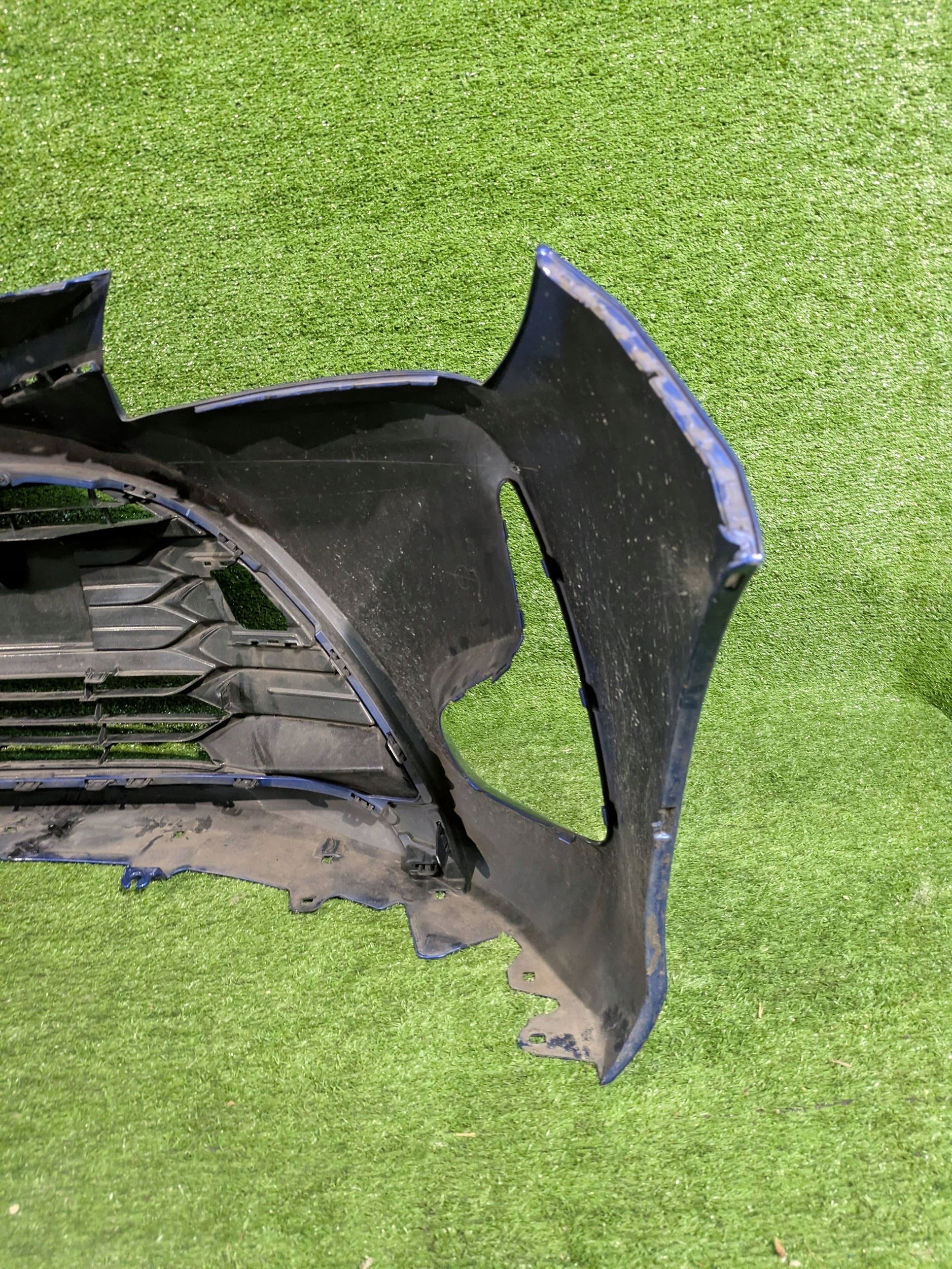 front bumper front TOYOTA YARIS III LIFT 17- NR.7890