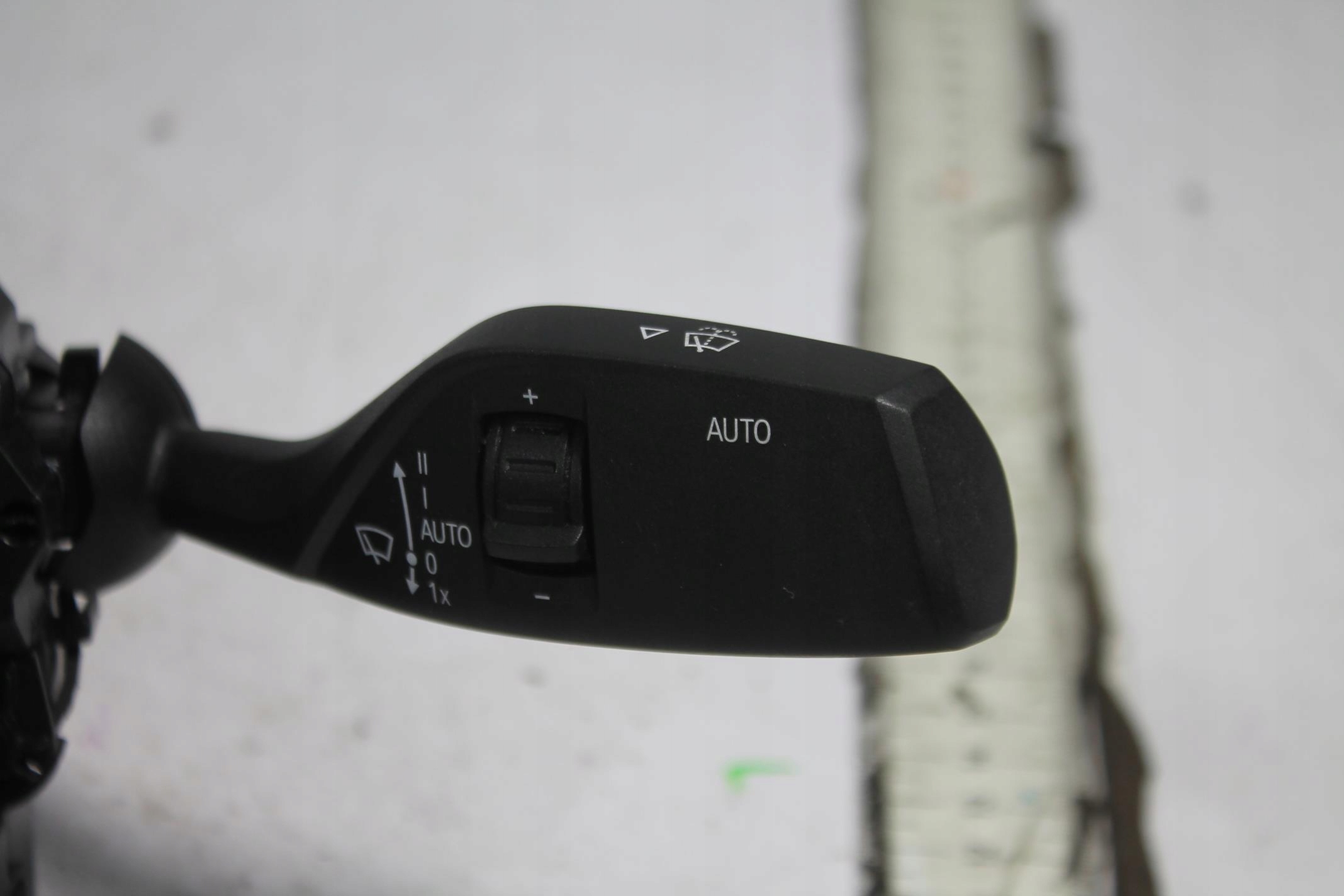 steering wheel levers and controls ring 7944079 BMW G30 G31 17
