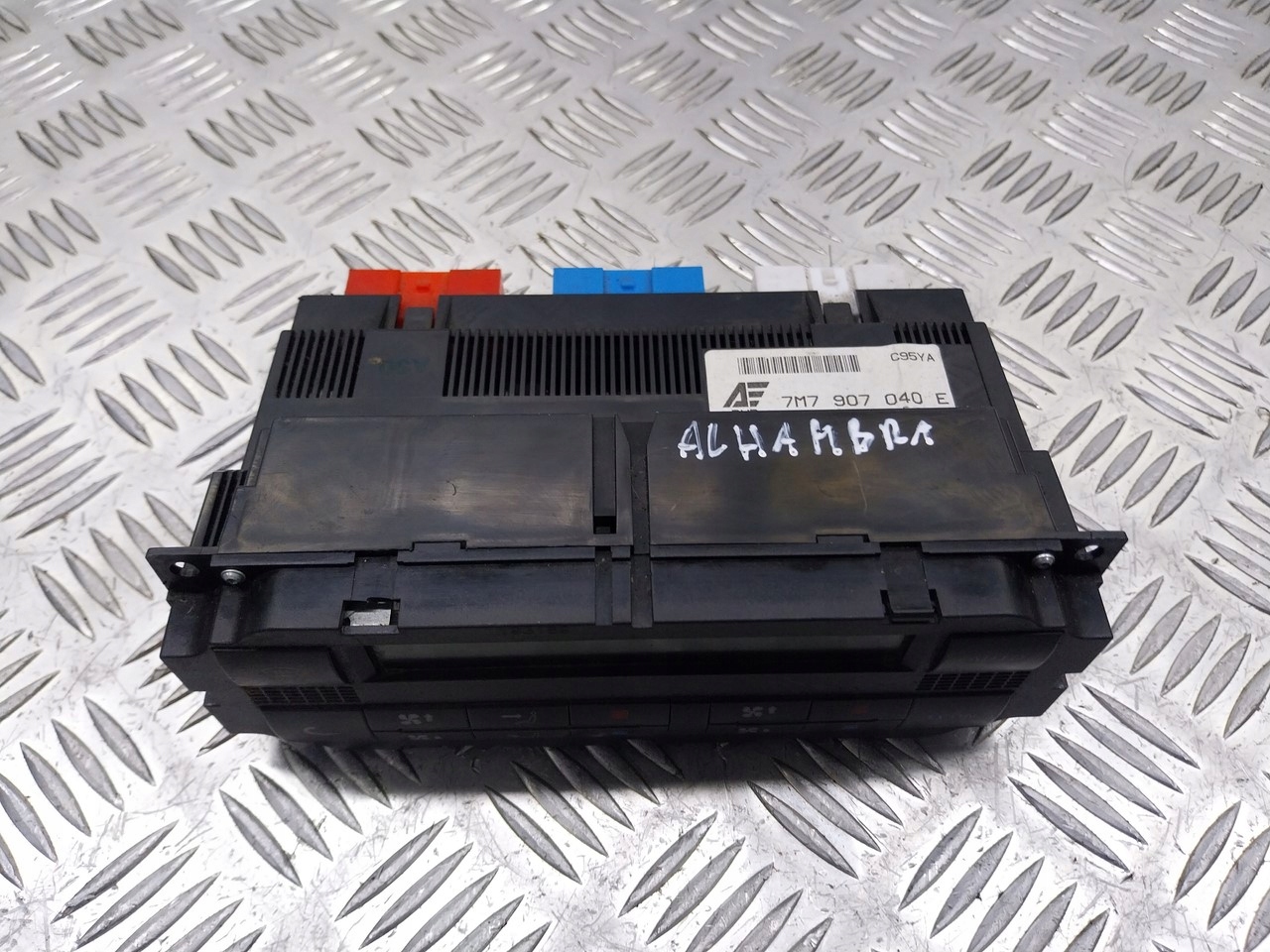 PANEL klími SEAT ALHAMBRA 7M3 907 040 E