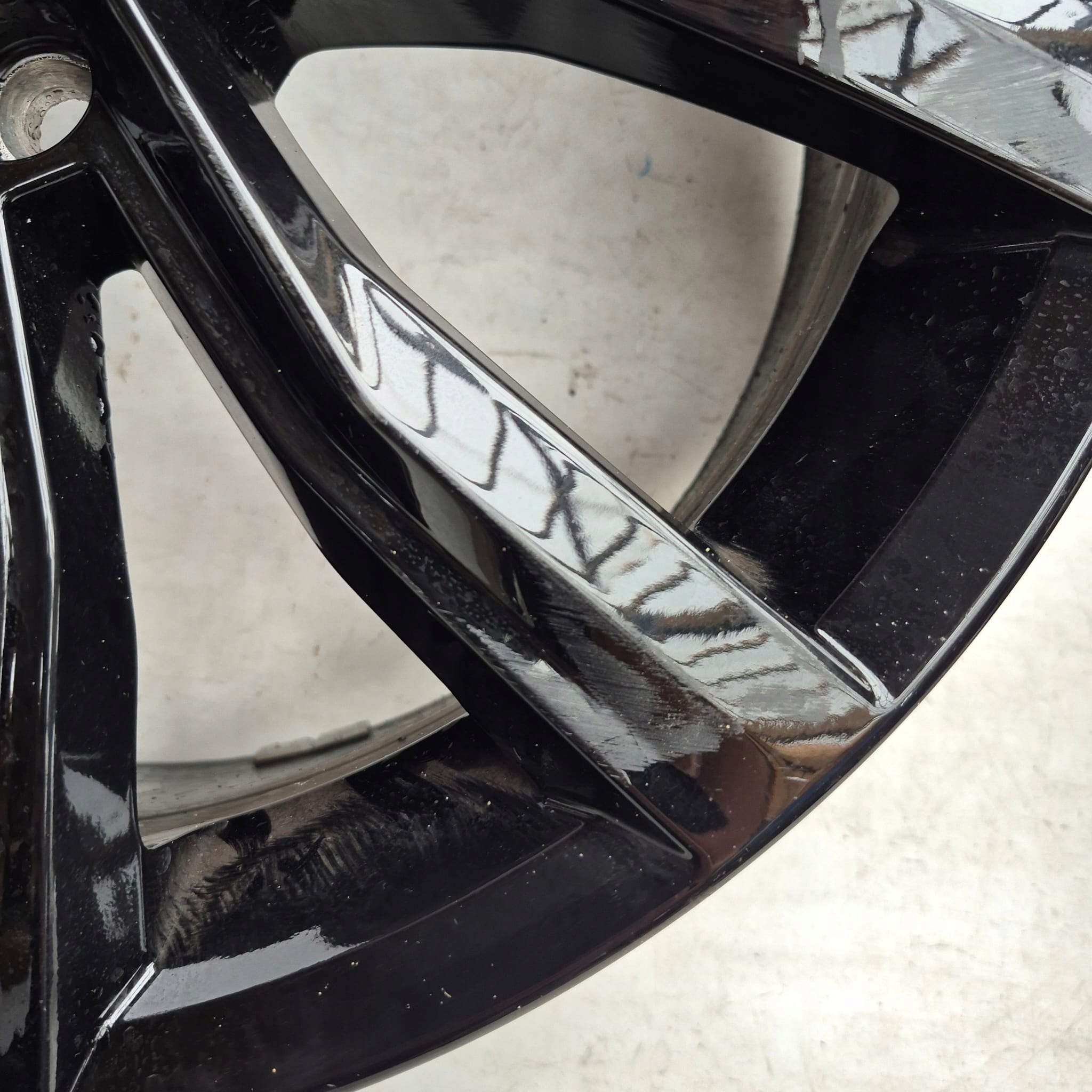 VW T-ROC 2GA disk hliníkový 2GA601025AB 18"