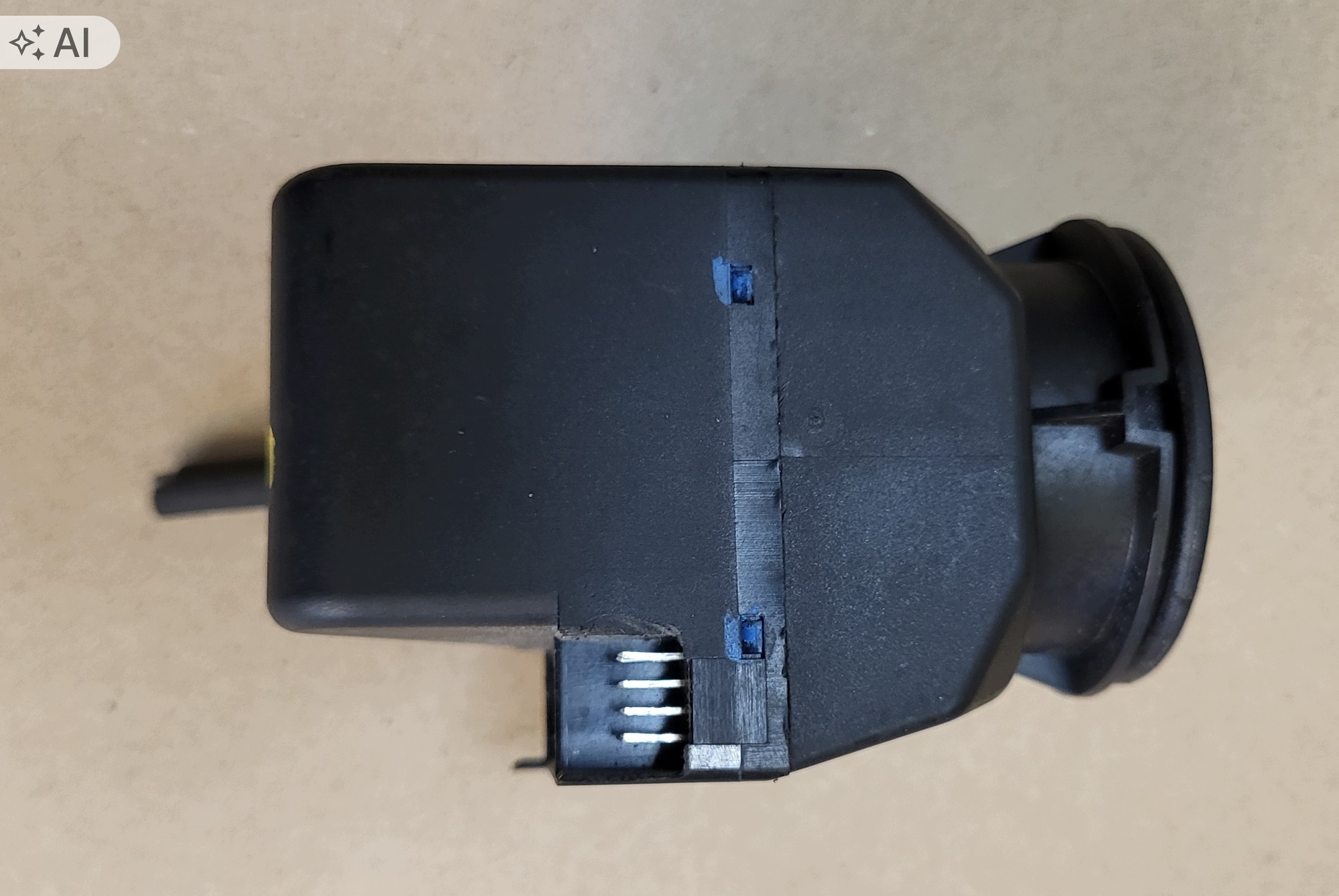 ignition player KLUCZYKA MERCEDES E-KL W210 2105450008 OE