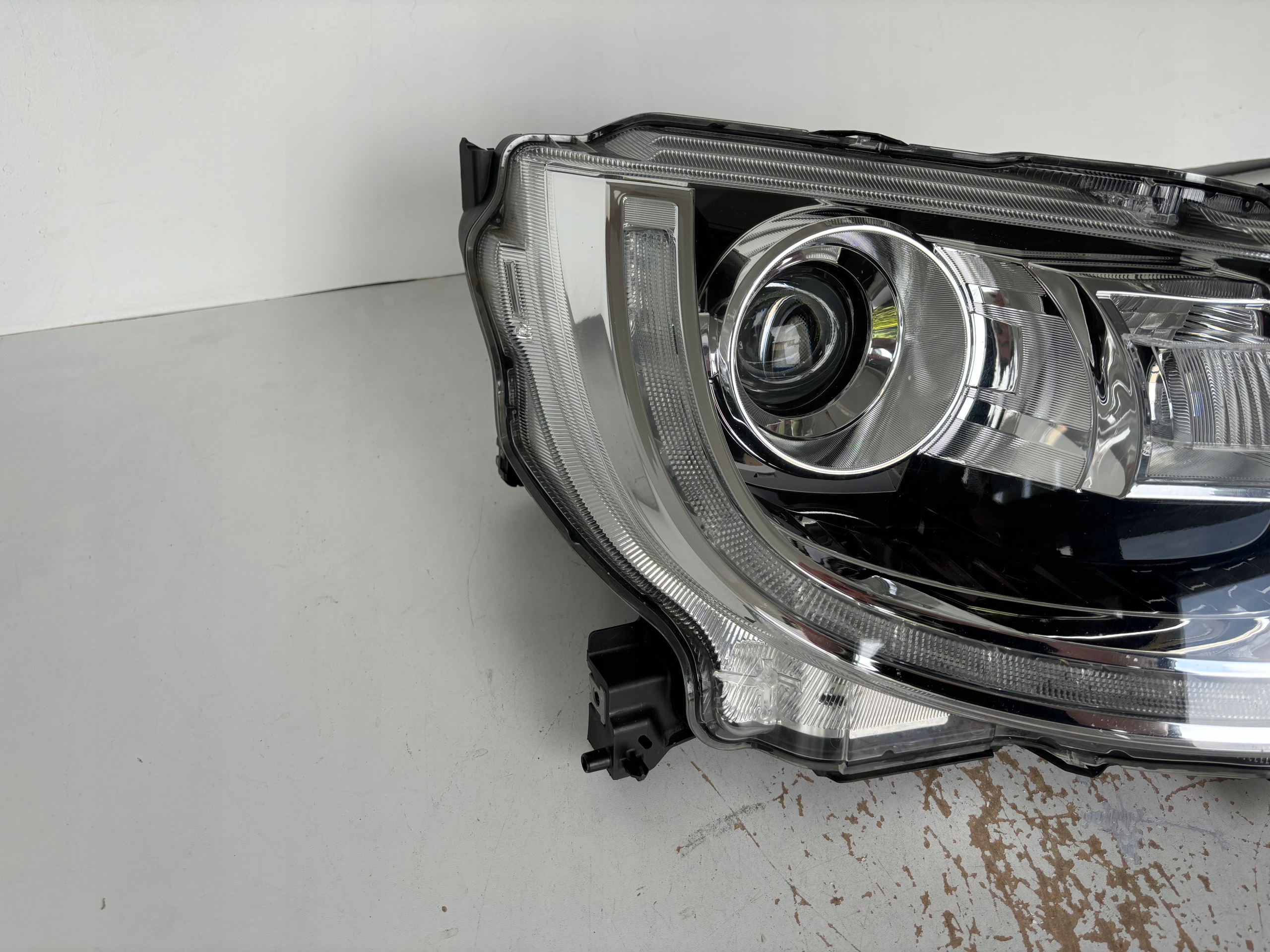 light right REFLEKTOR SUZUKI IGNIS III 16- FULL LED