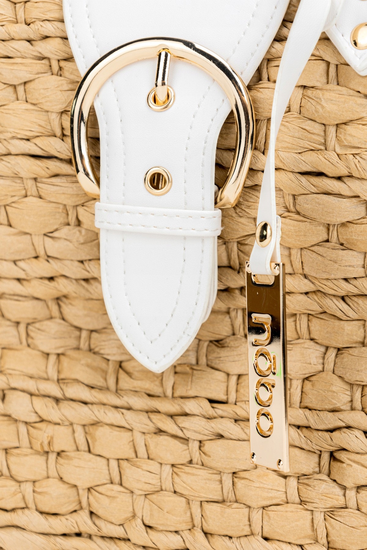 DAMSKA PLECIONA TOREBKA KOSZYK NOBO Z KLAPKĄ BIAŁA MIEŚCI A5 Kolekcja SS24