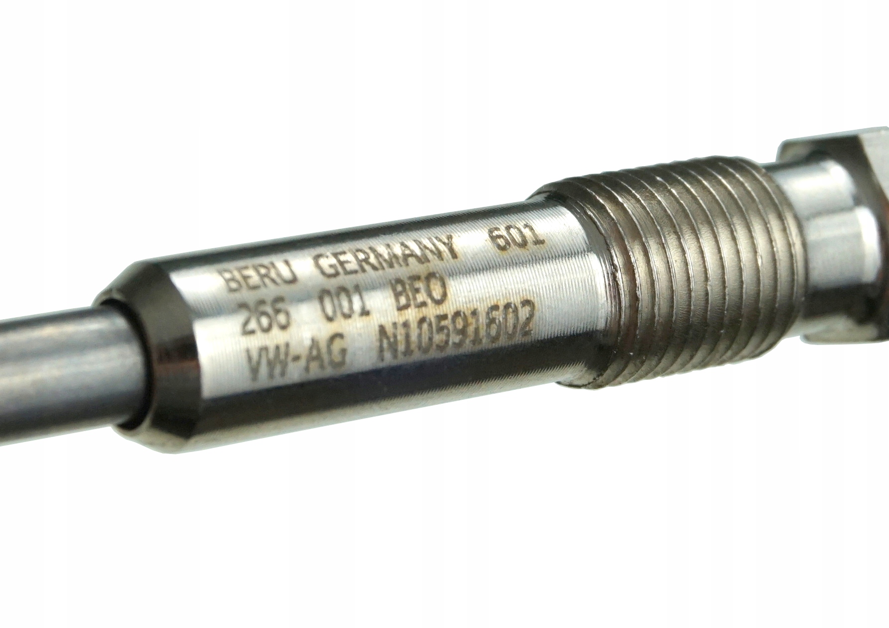 4X ŚWIECA ŻAROWA VW CADDY III 3 GOLF 5 V PASSAT B6 TOURAN 1T 1.9TDI OE VAG EAN (GTIN) 4014427074205