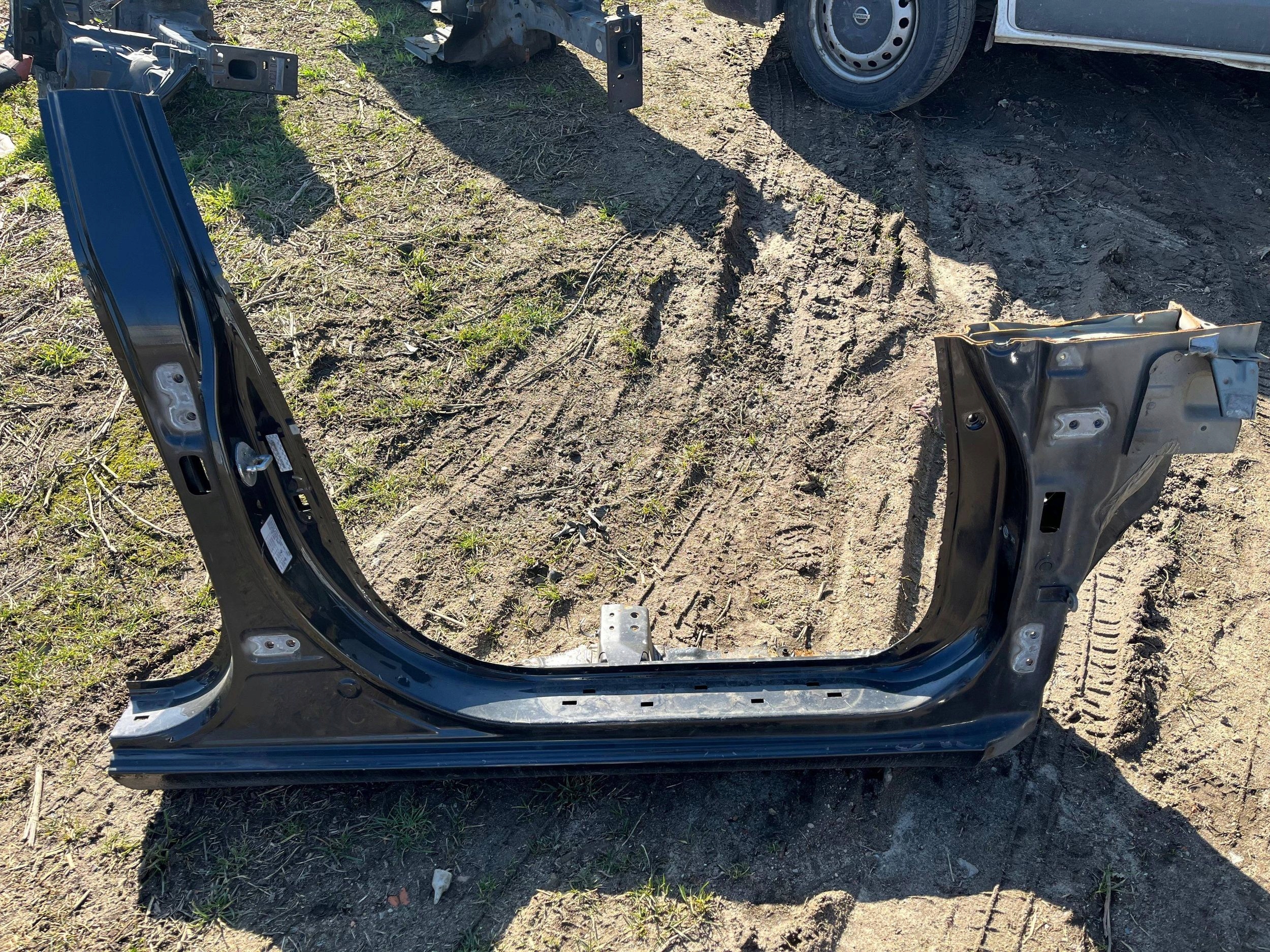 KIA CEED II right threshold pillar front central 2012