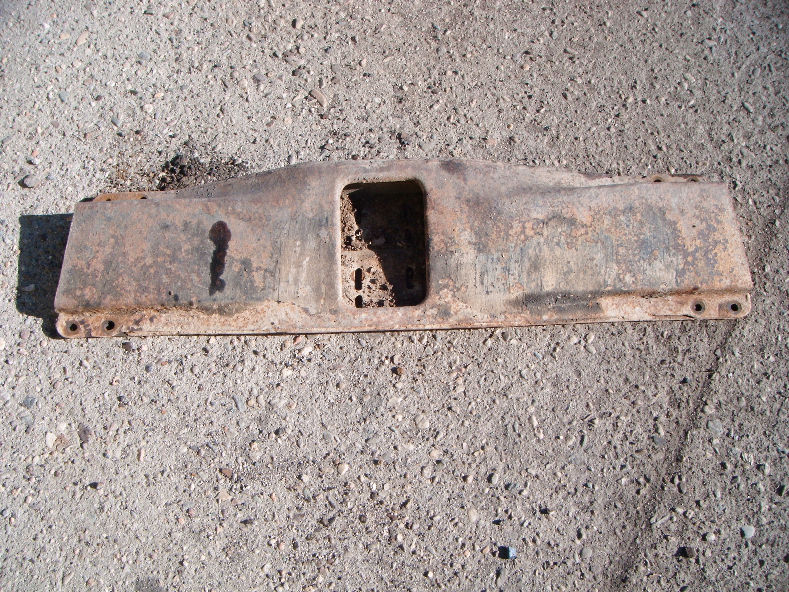 KORANDO II 2 96- 2.9TD BELKA POD SKRZYNIĘ