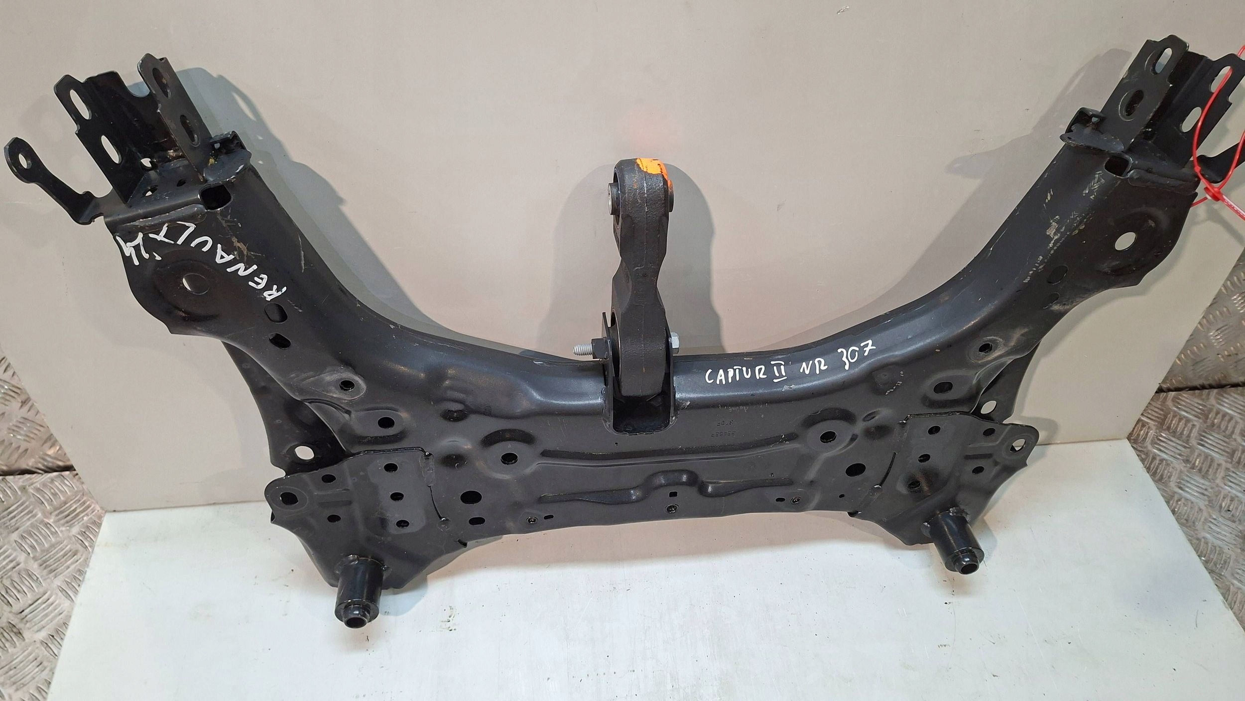 axle beam front 86561R RENAULT CAPTUR II NISSAN JUKE II 2019
