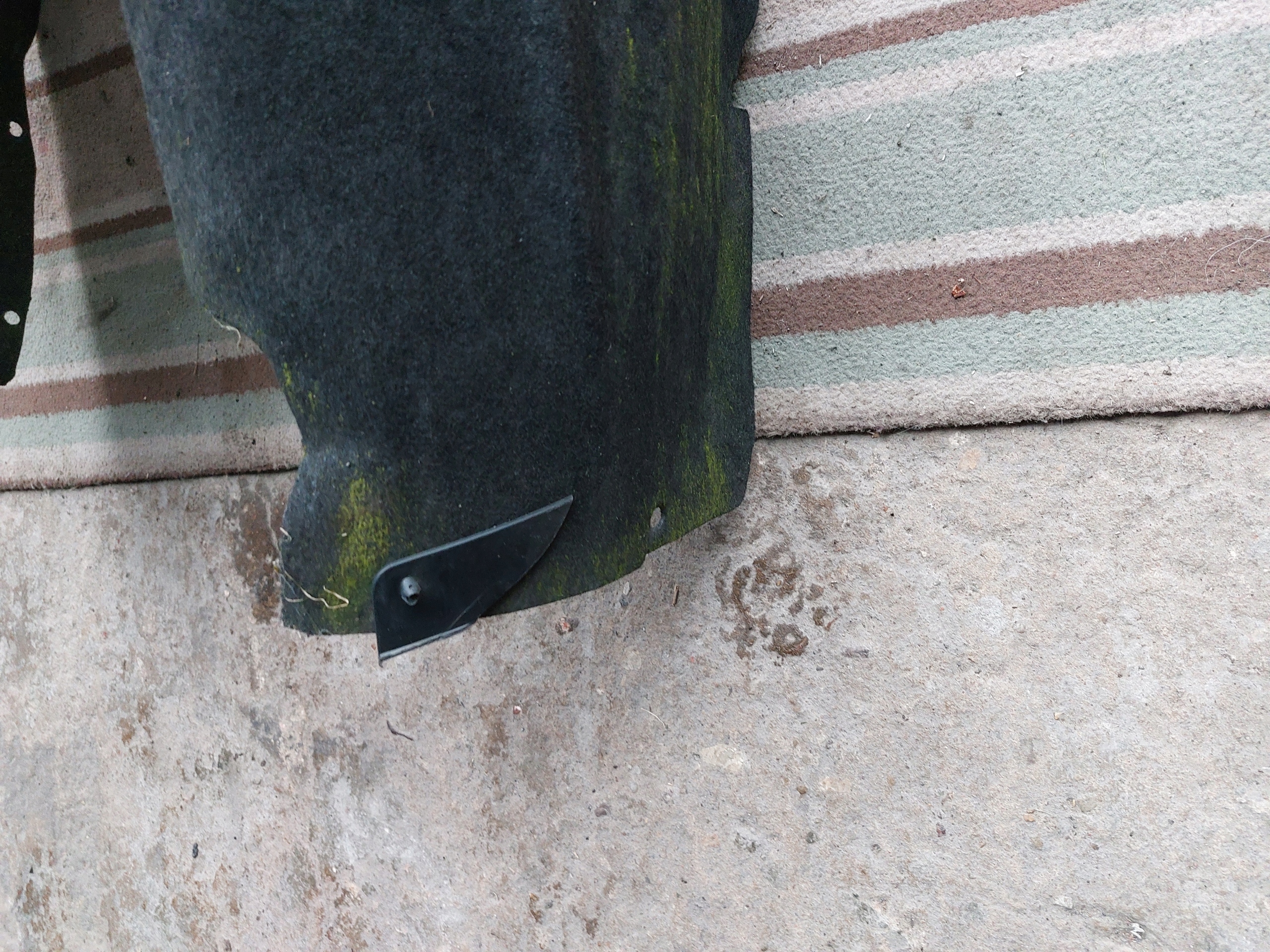 mudguard left rear part BMW F20