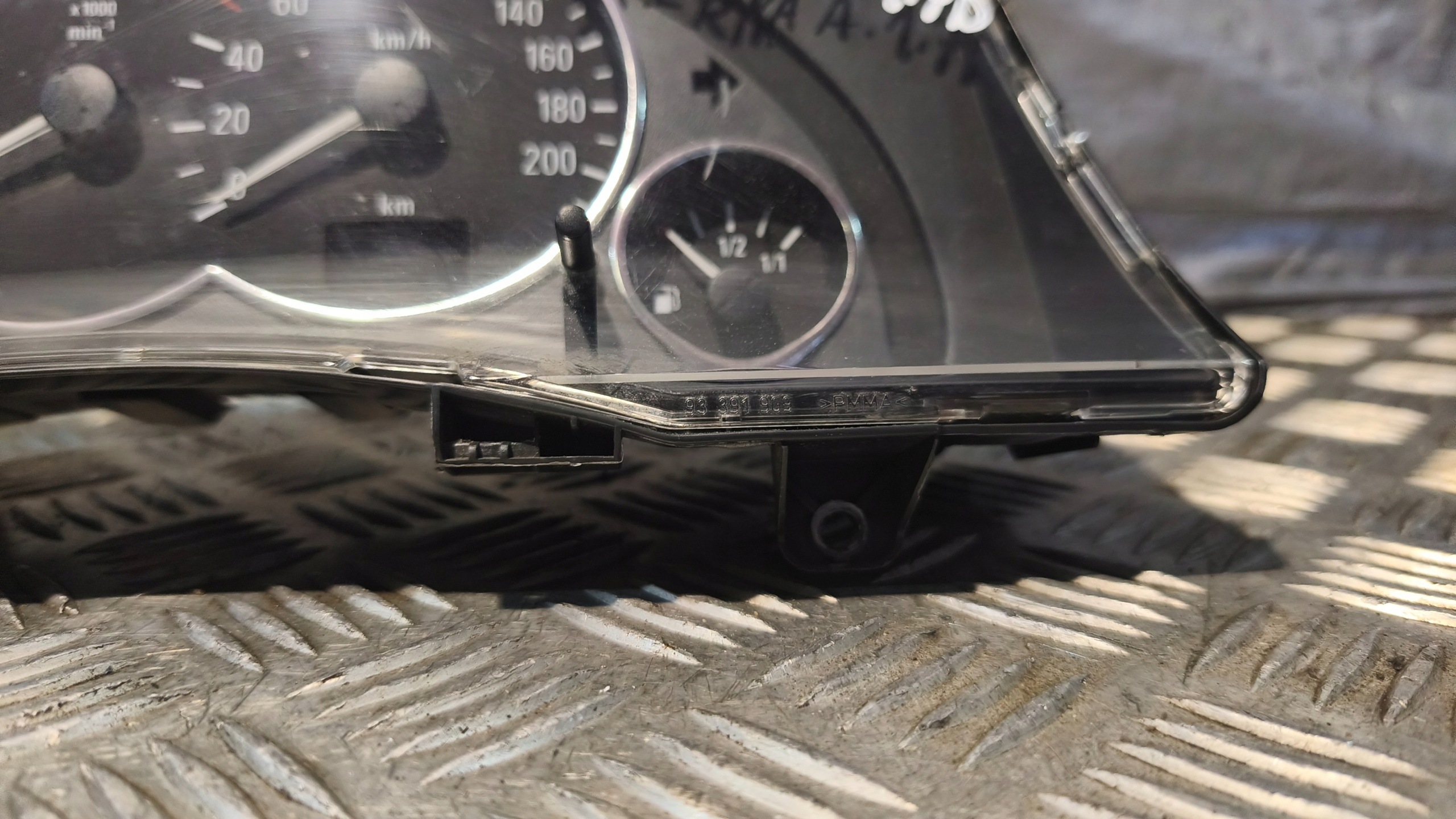 dials dials 88311302 OPEL MERIVA A 1.7D