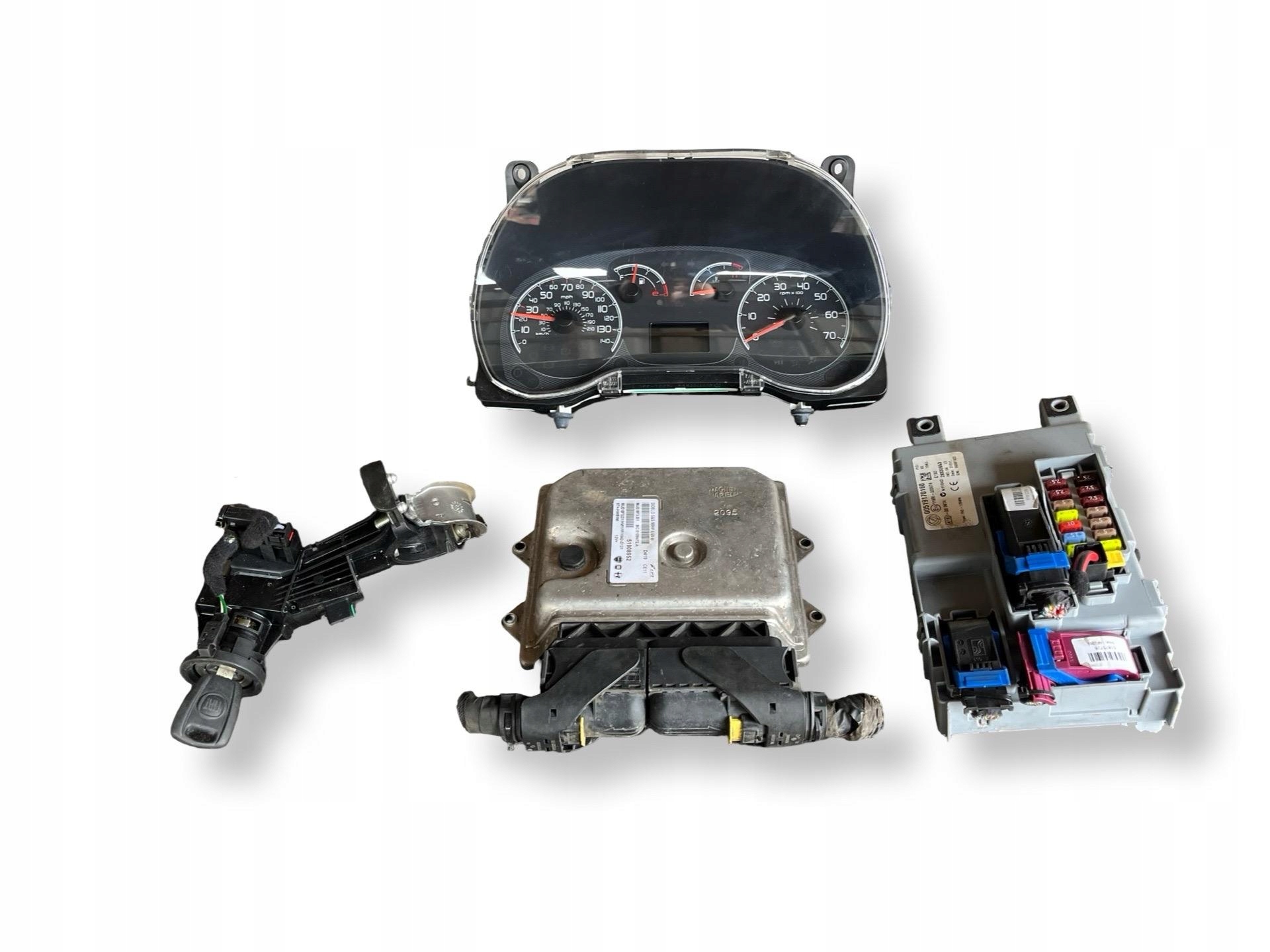 Montaggio startowy Fiat Doblo 2 2012 51908952