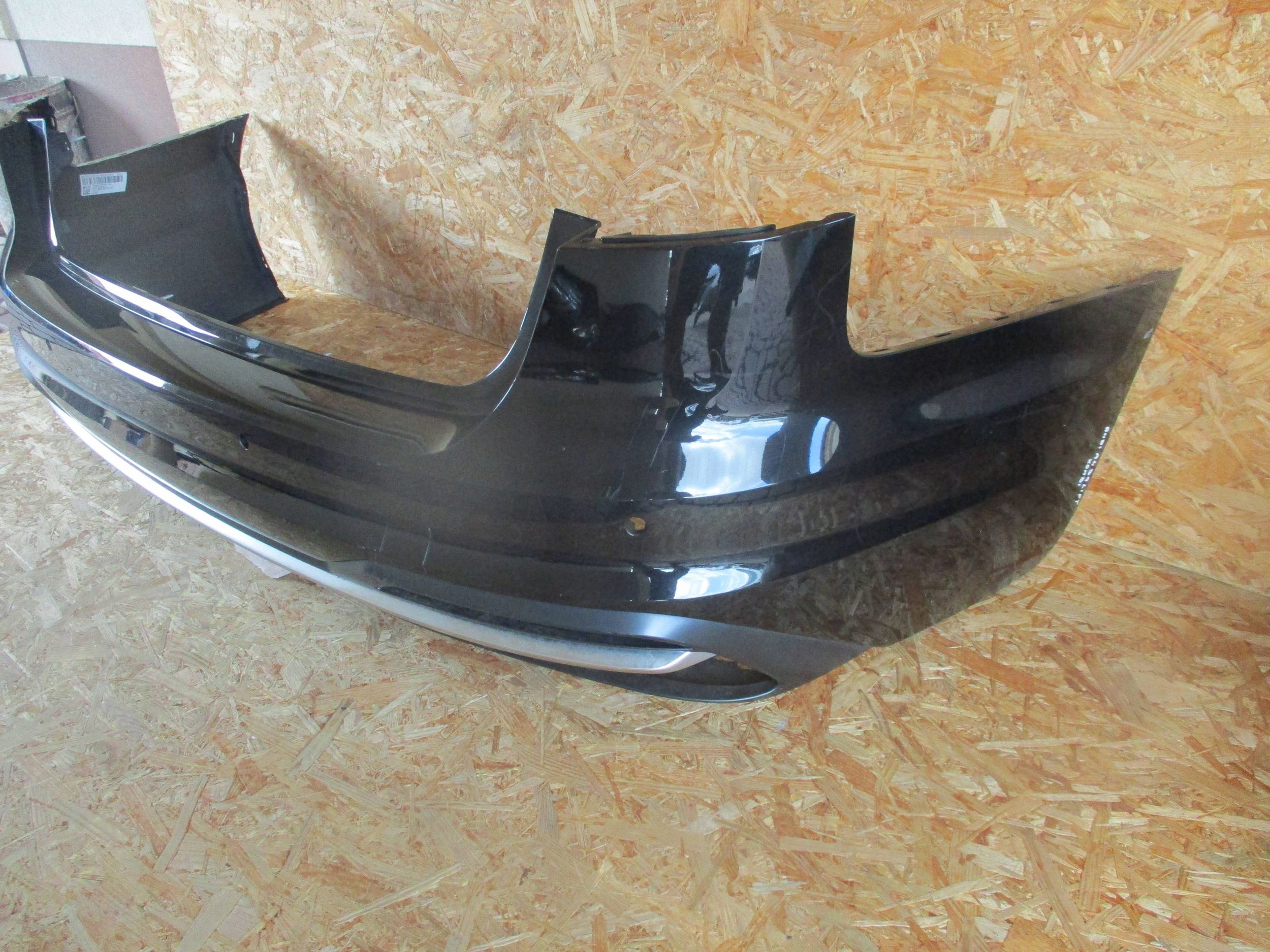 lökhárító far hátsó AUDI A4 B9 LIFT KOMBI