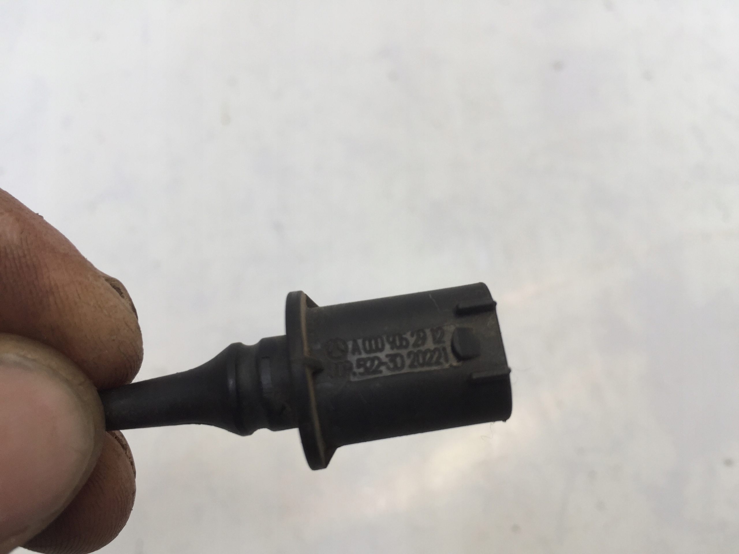 MERCEDES A W177 CZUJNIK TEMPERATURY ZEWNETRZNEJ Part manufacturer Mercedes Benz OE