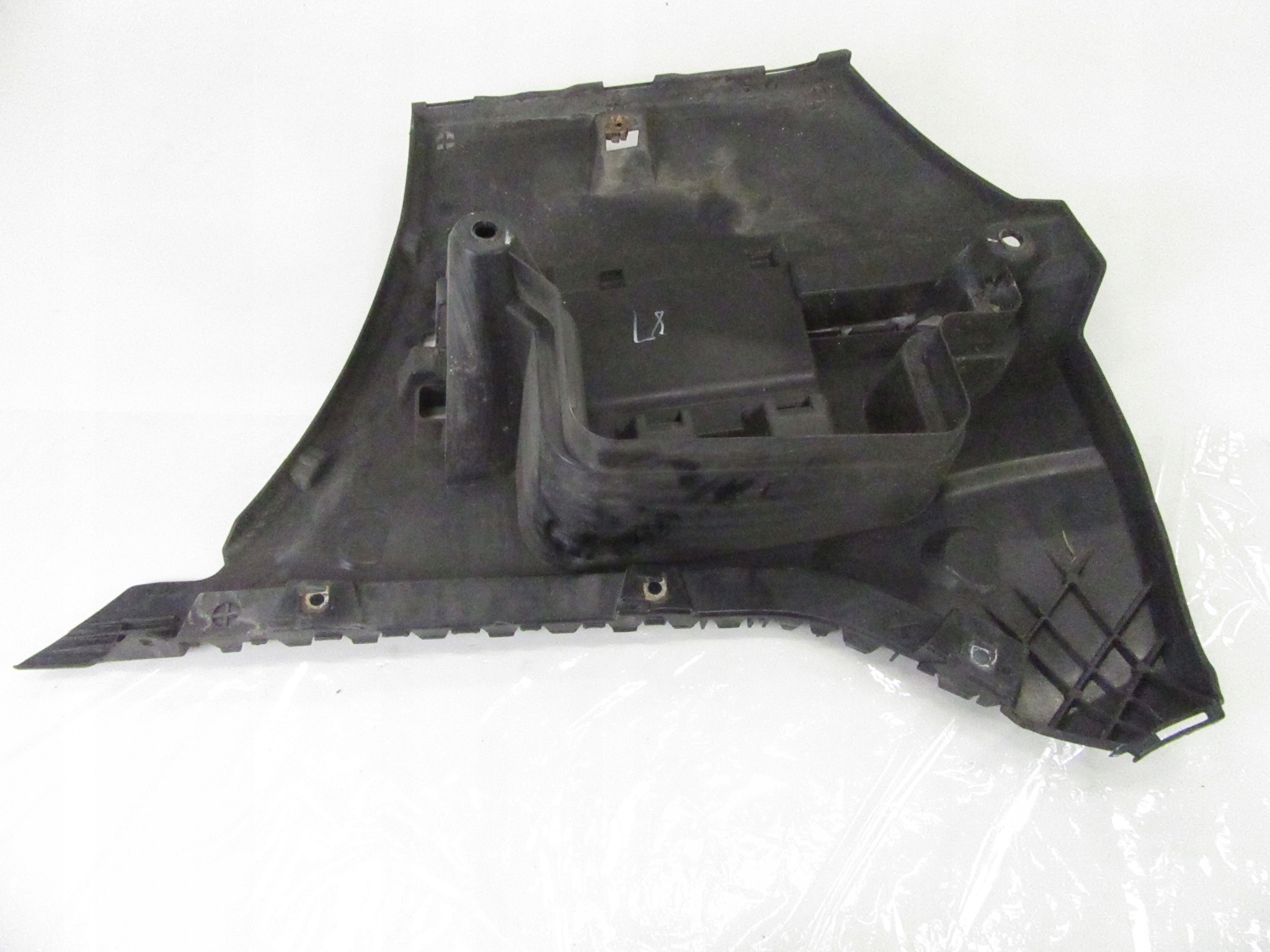 console bracket holder bumper bracket left rear part BMW F10 sedan