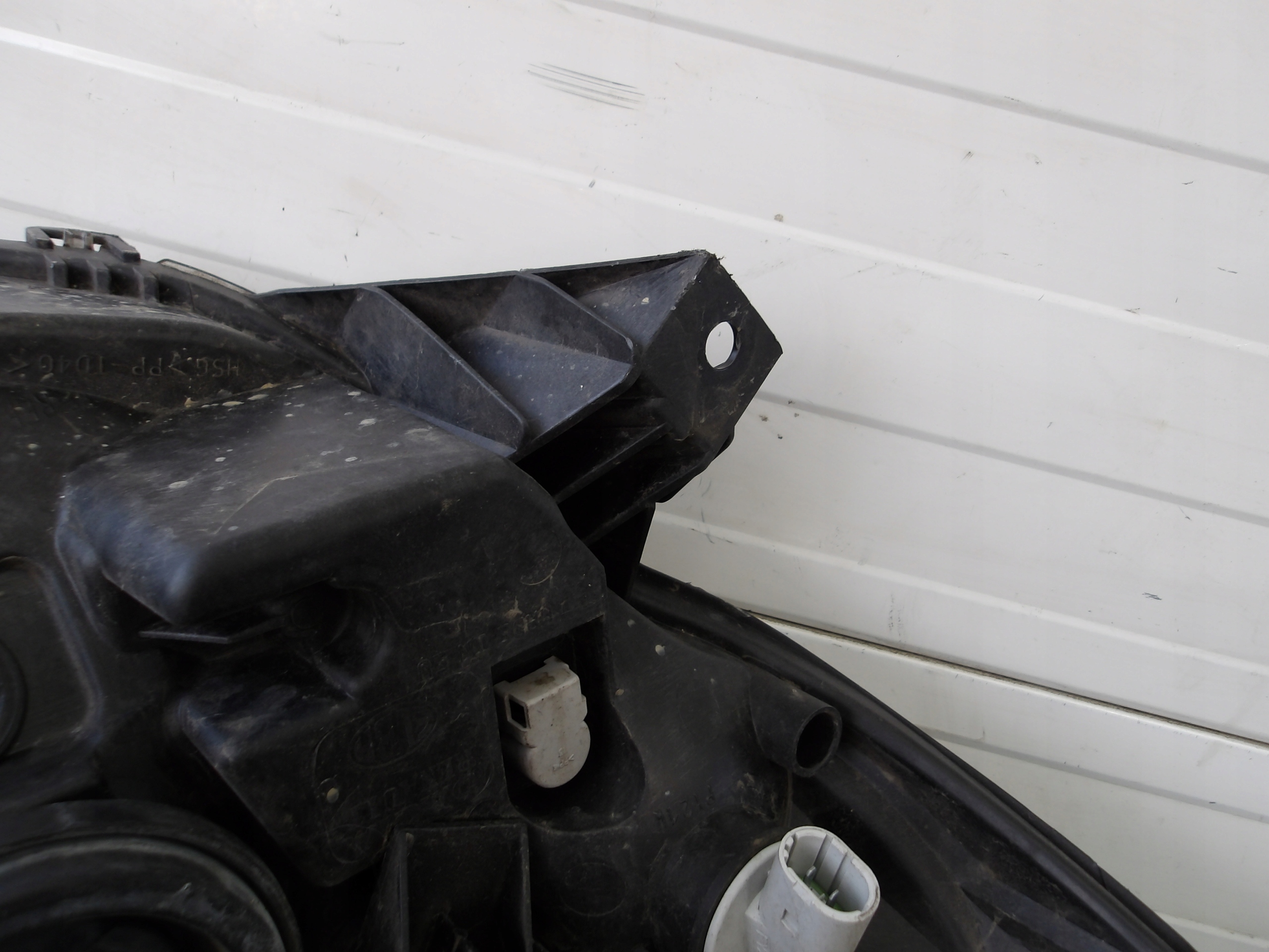 DACIA SANDERO and 08- light front left 8200733878