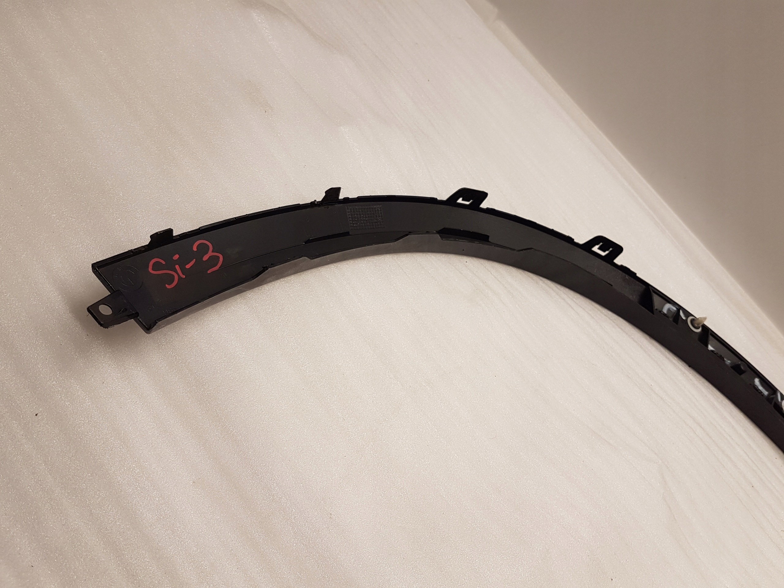 lišta blatníku pravý předek BMW X5 G05 m-packet 8069284