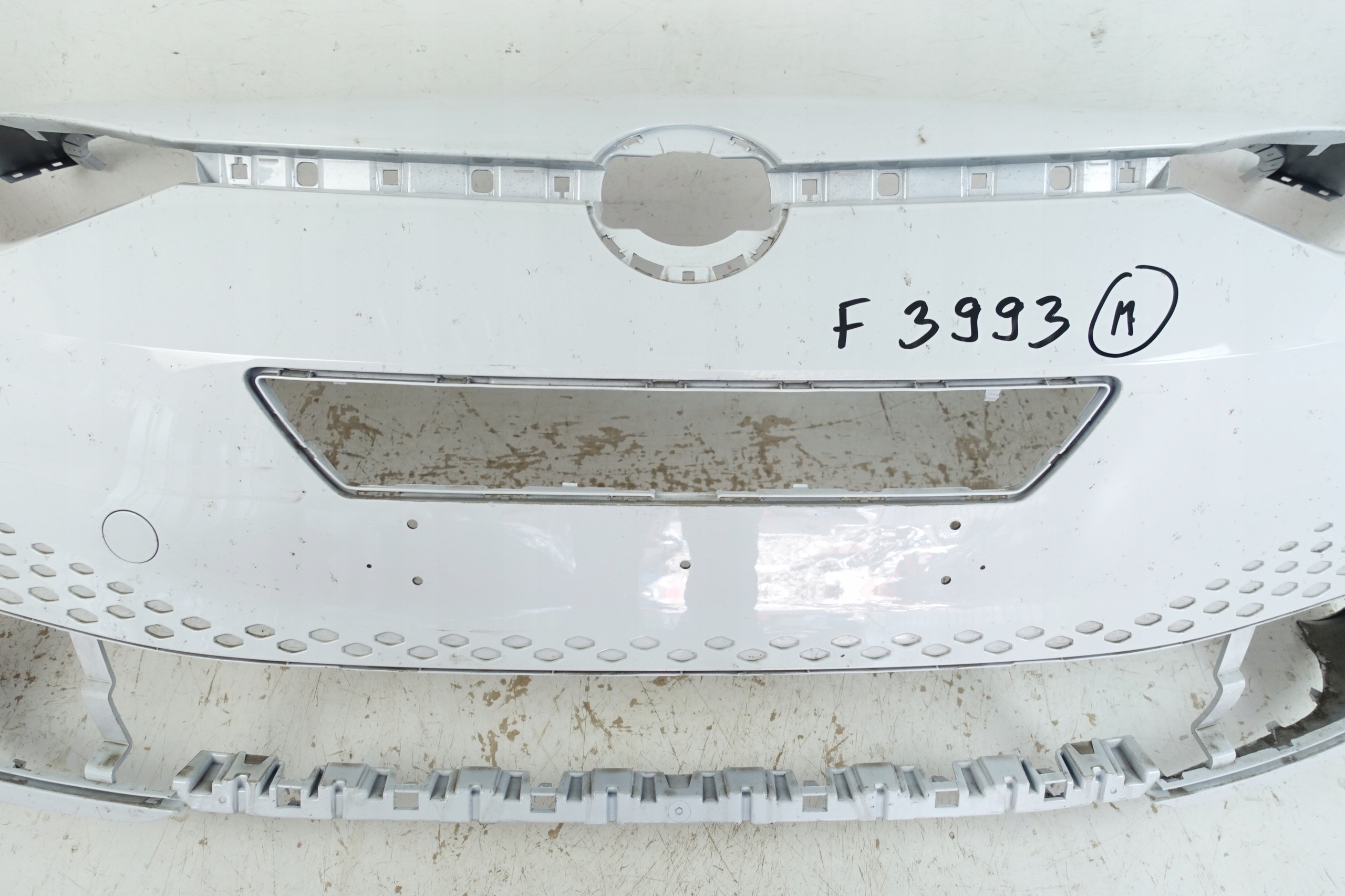 VW VOLKSWAGEN ID3 ID.3 10A bumper front front 10A807221