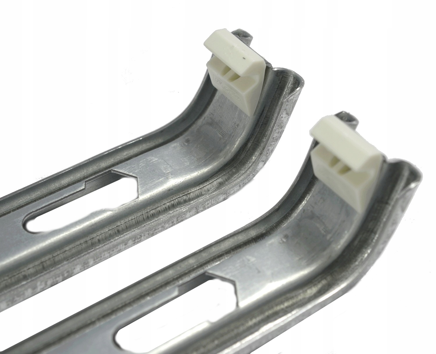 WIESZAK DO GRZEJNIKA STALOWEGO PANELOWEGO 900 Kod producenta WIE-STAL-900