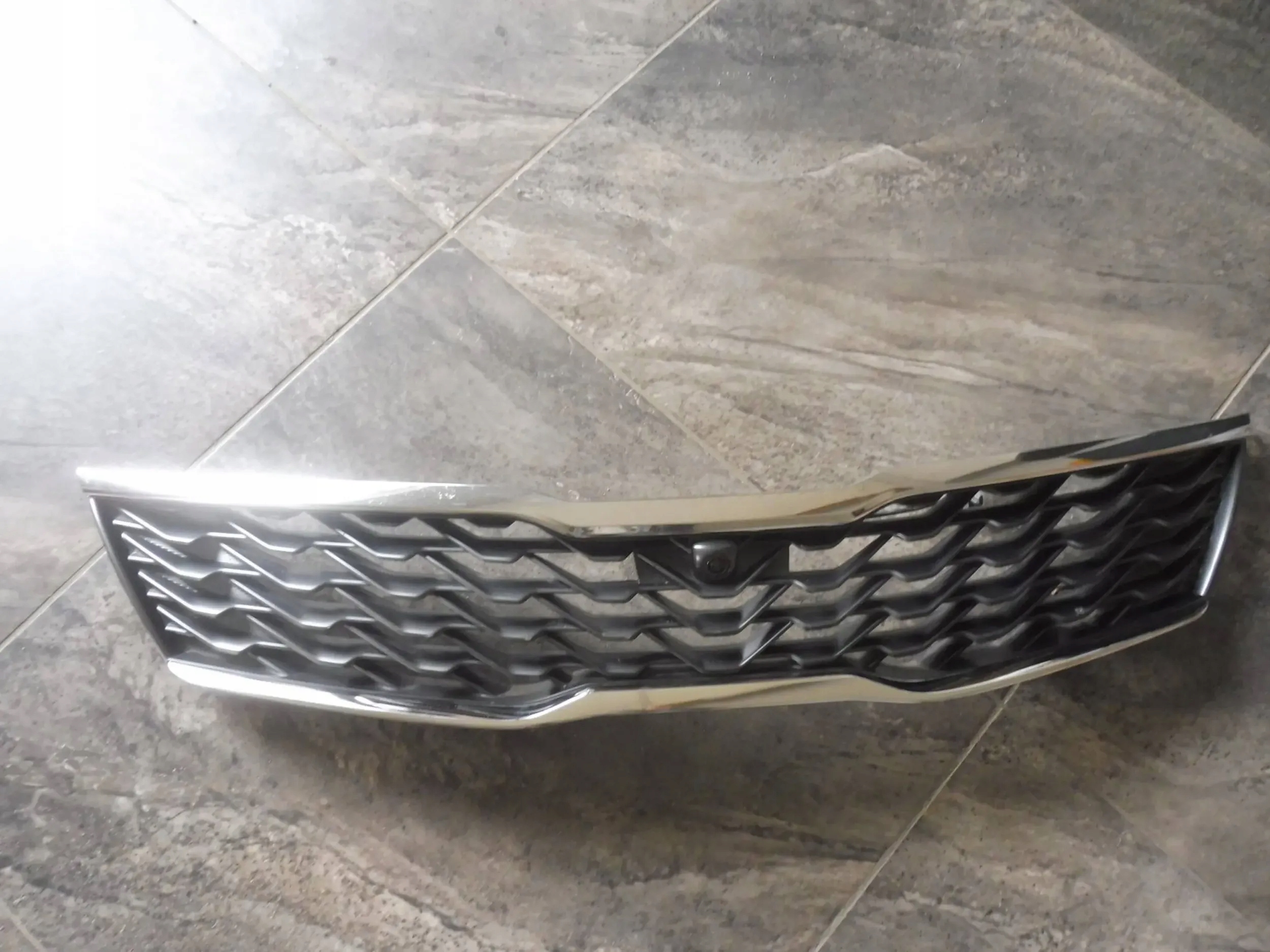 ATRAPA GRILL PRZÓD KIA OPTIMA IV KAMERA