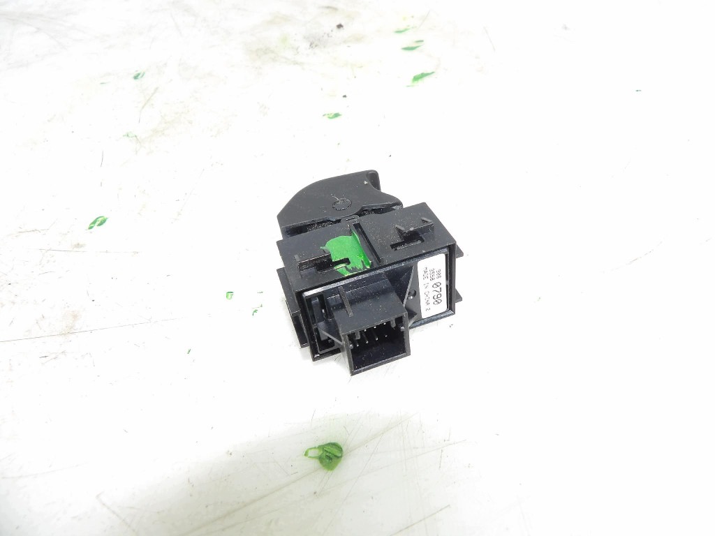 switch electric brake 9060790 OPEL INSIGNIA B