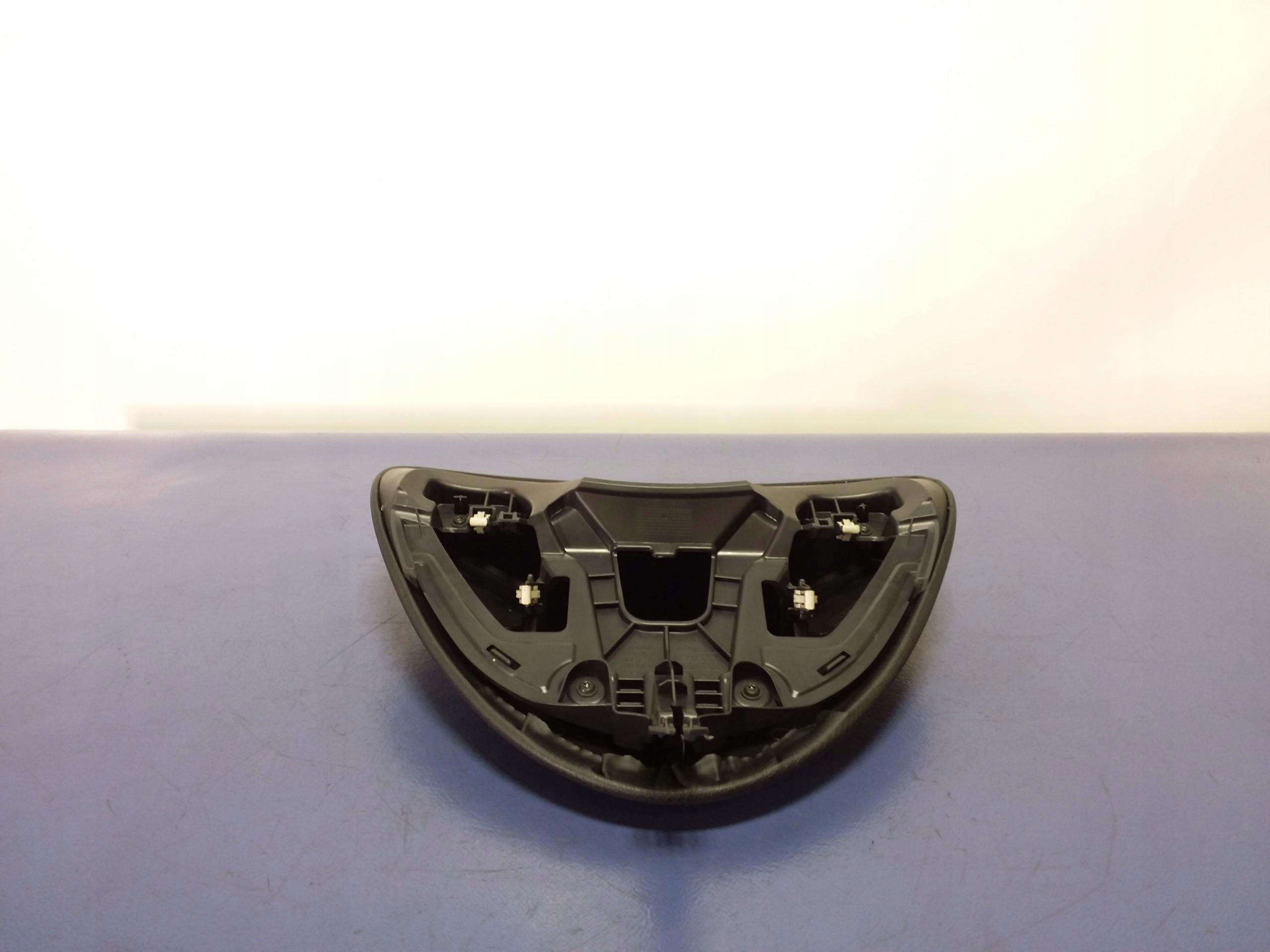 RENAULT CLIO IV OSŁONA GÓRNA ZEGARÓW 682408065R Producent części Renault OE