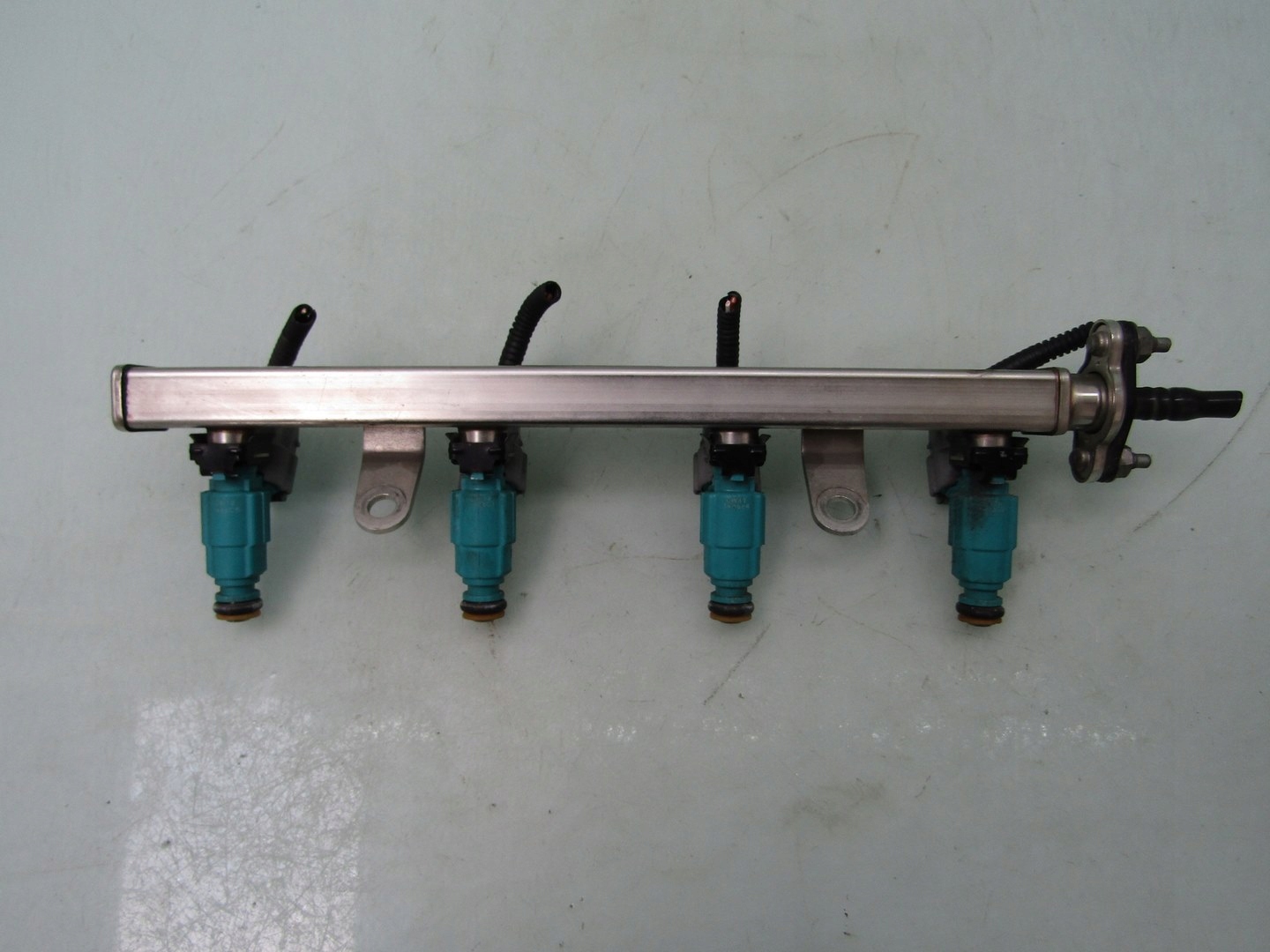 STONIC 1.4 18R LISTWA WTRYSKOWA WTRYSKI WTRYSK Typ silnika Benzyna