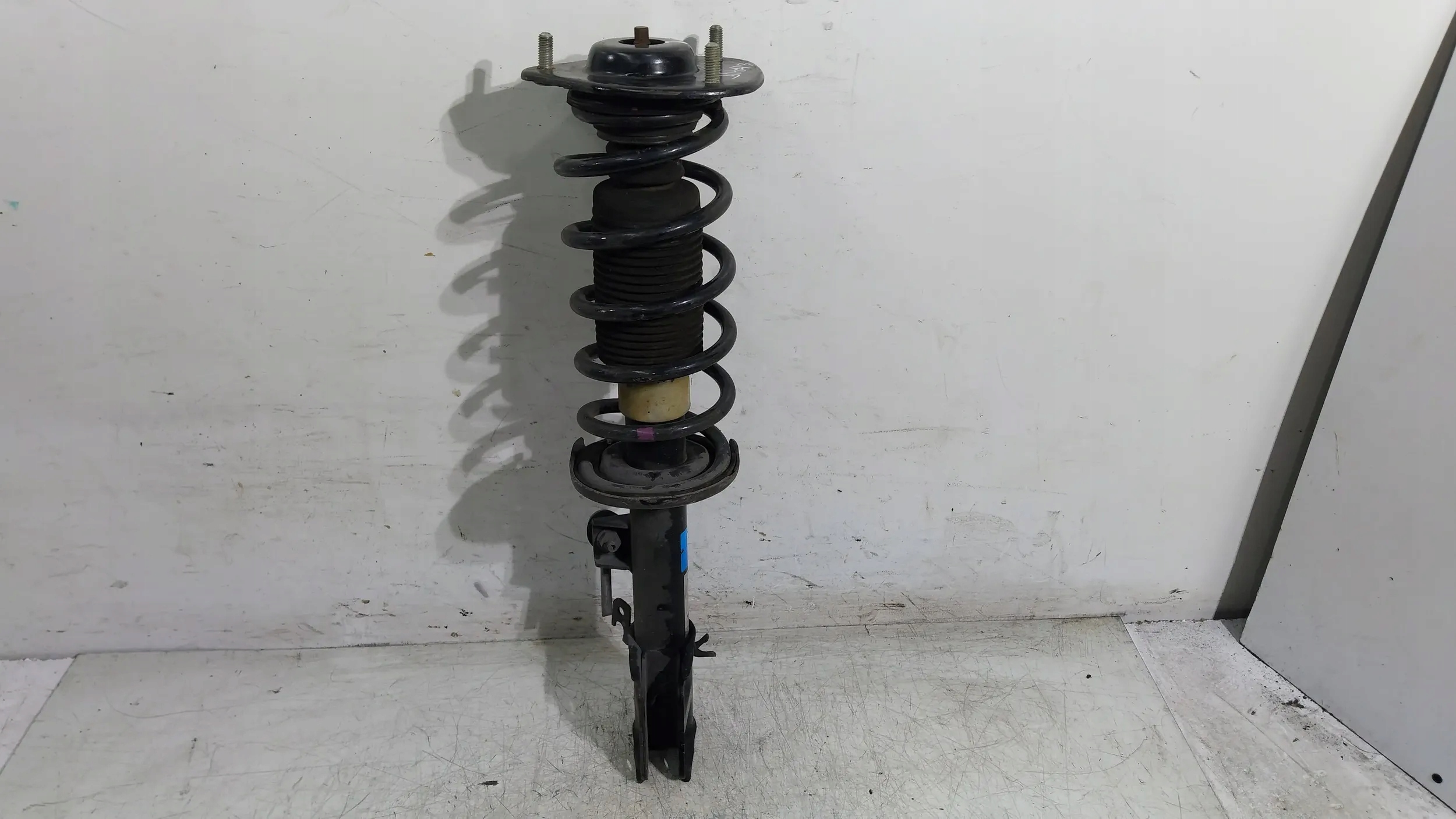 Smart ForTwo II 2007 left side shock absorbers