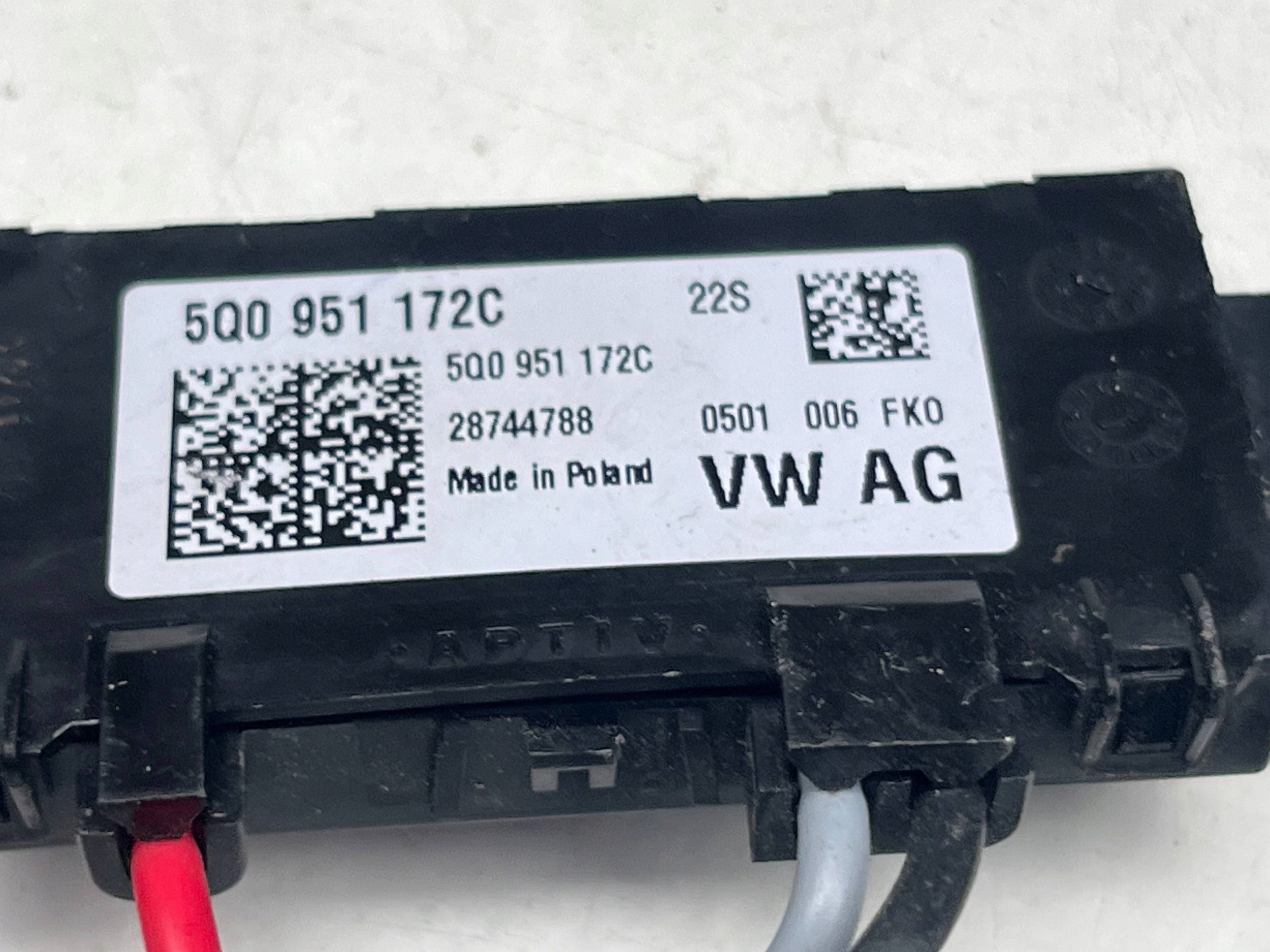 Original Sensor ruchu VW Audi Seat Skoda 5Q0951172C - !J